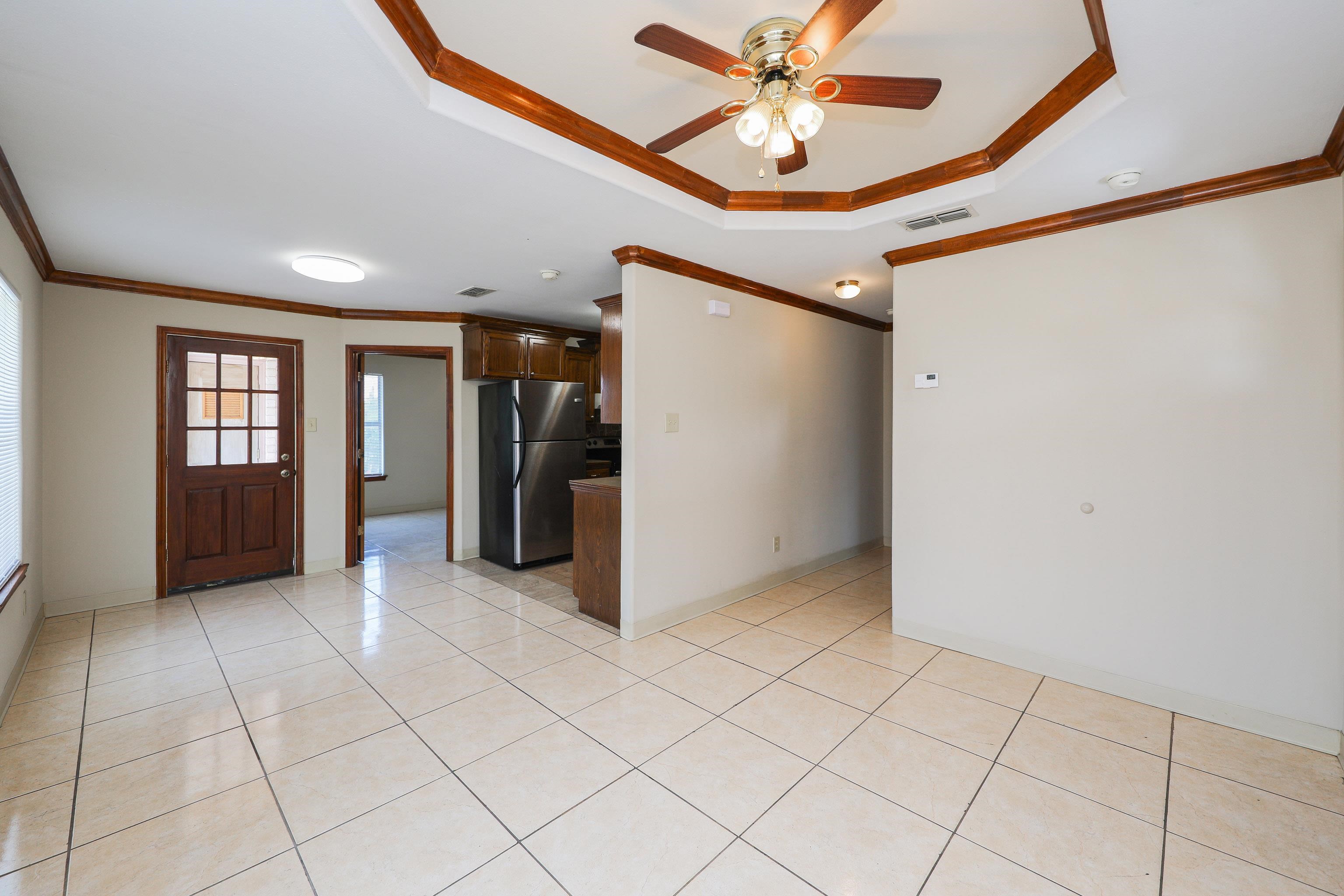 2704 San Agustin Ave 2 Property Photo 7