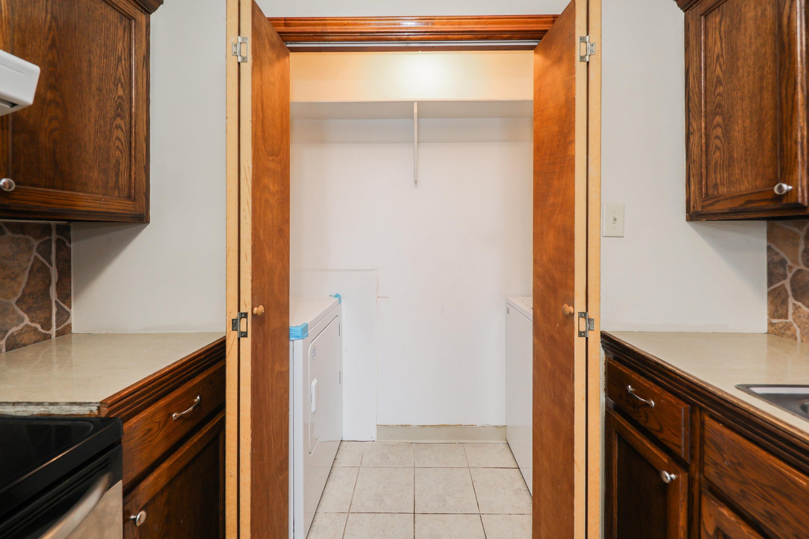 2704 San Agustin Ave 2 Property Photo 14