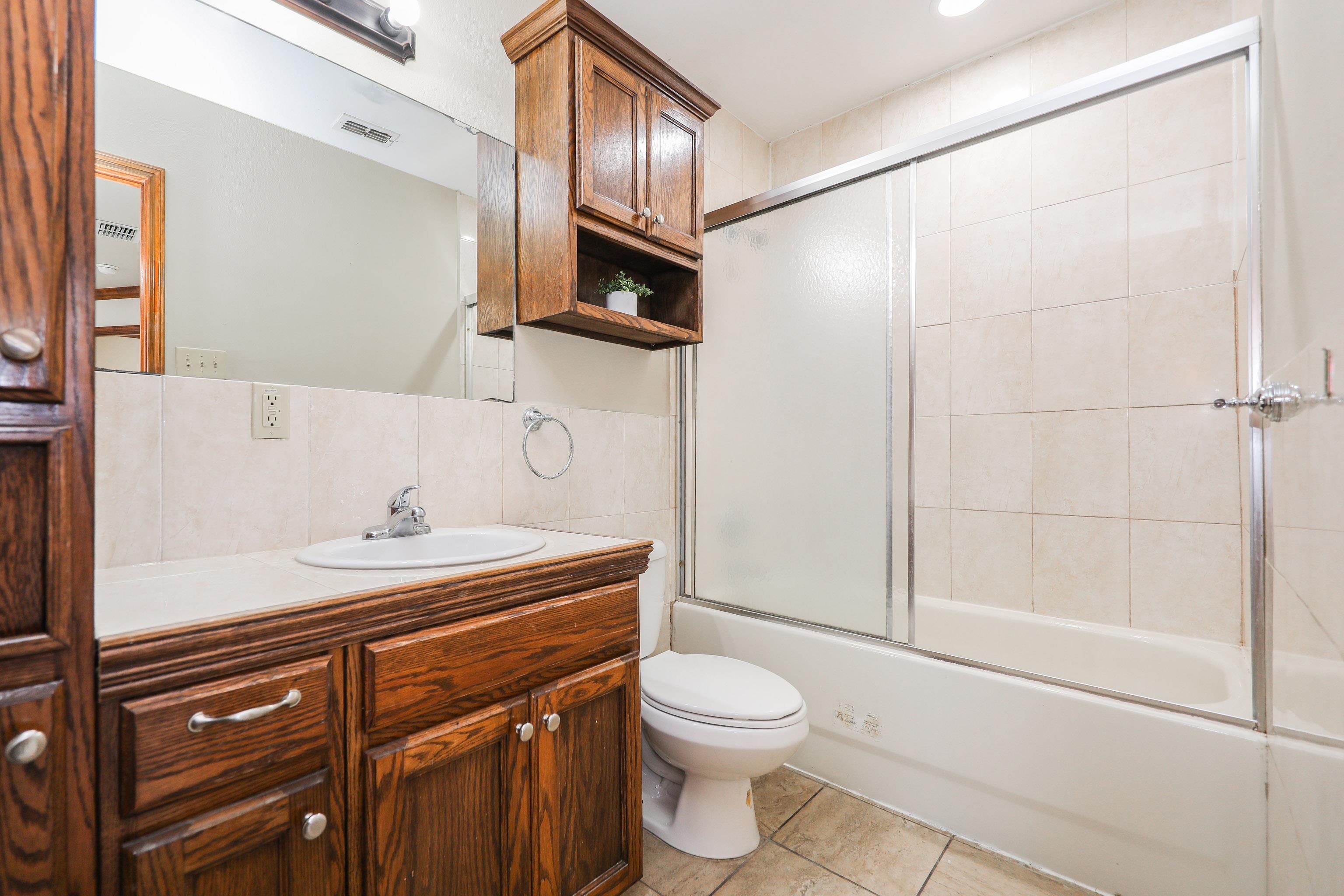 2704 San Agustin Ave 2 Property Photo 21