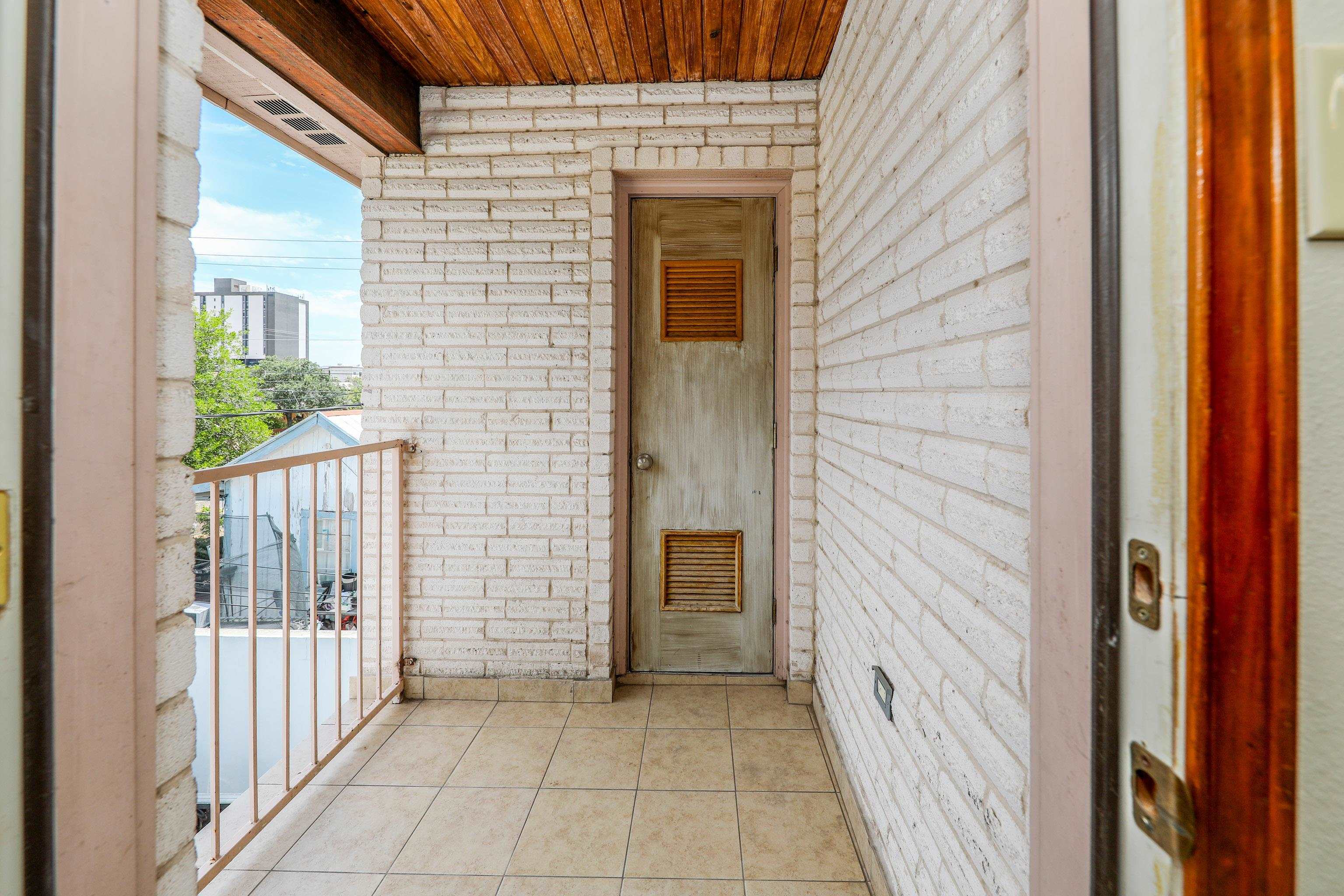 2704 San Agustin Ave 2 Property Photo 25