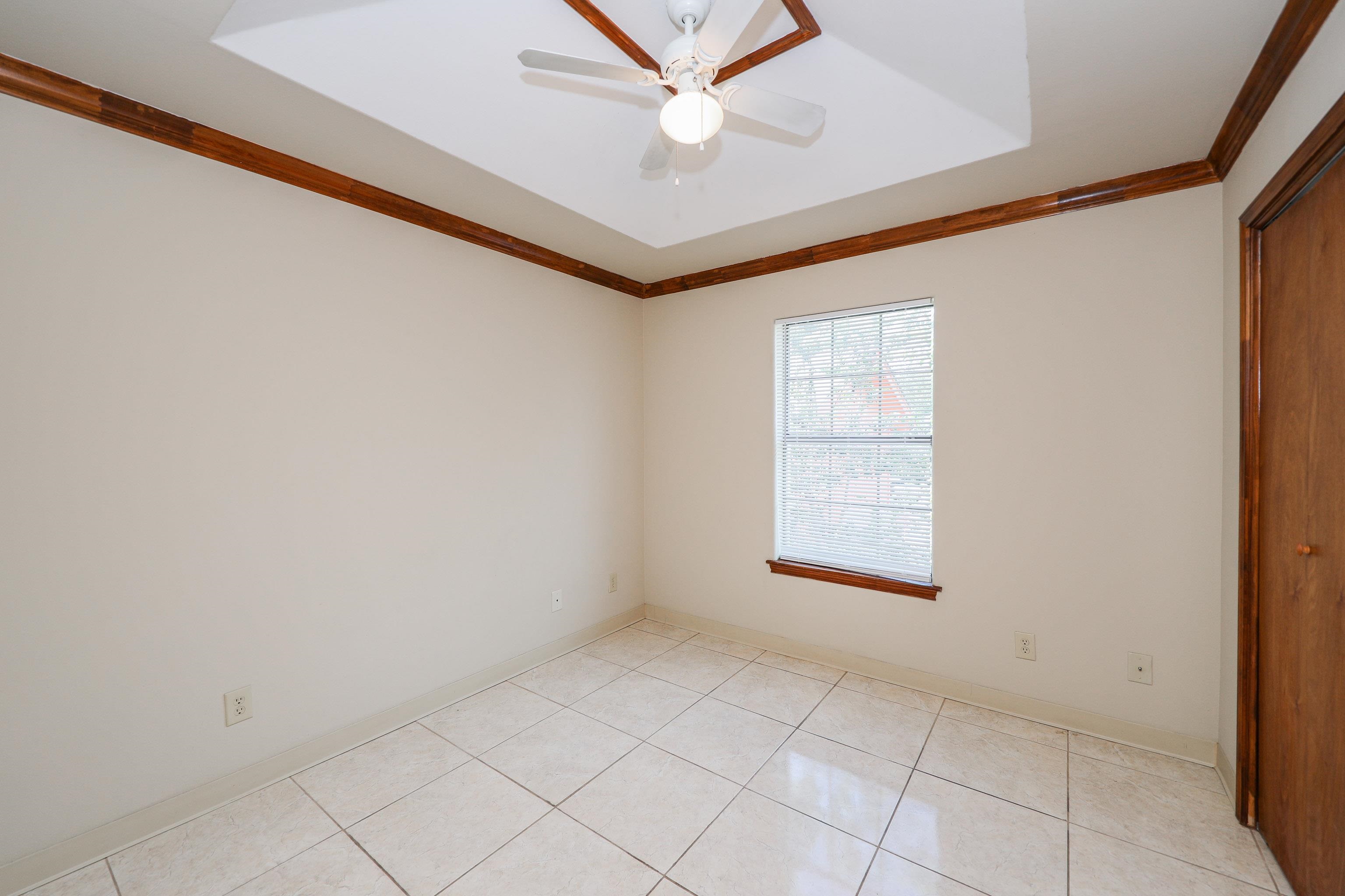 2704 San Agustin Ave 2 Property Photo 26