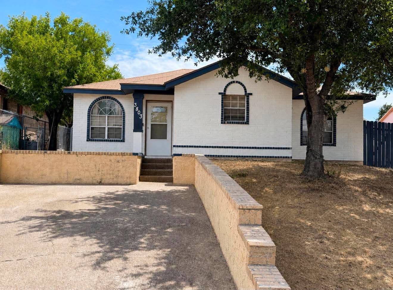 3803 S Lost Creek Lp Property Photo 1