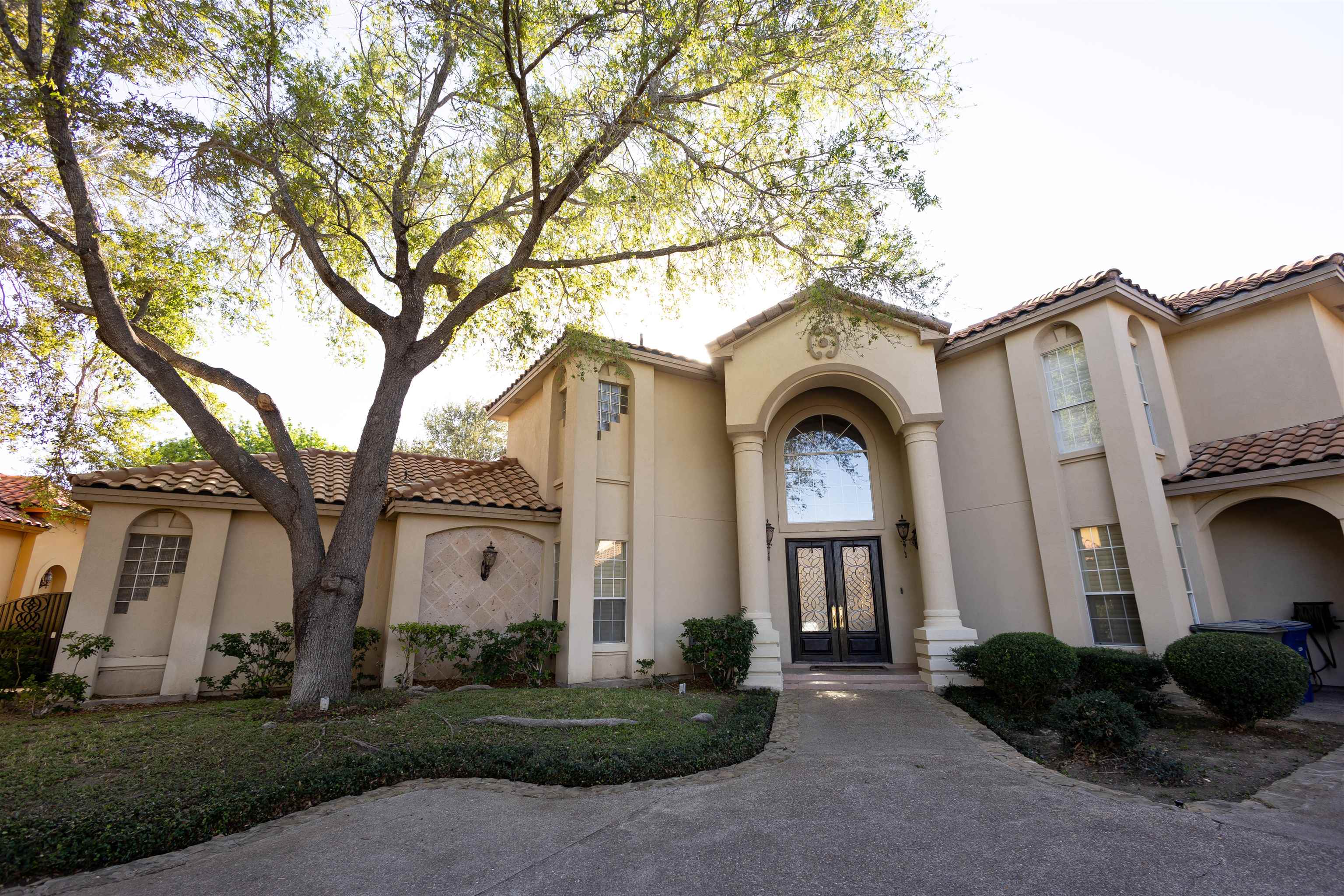 3001 Copperfield Cir Property Photo 1