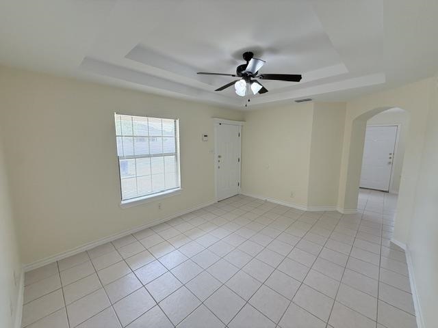 4515 Elizabeth Ave Property Photo 3