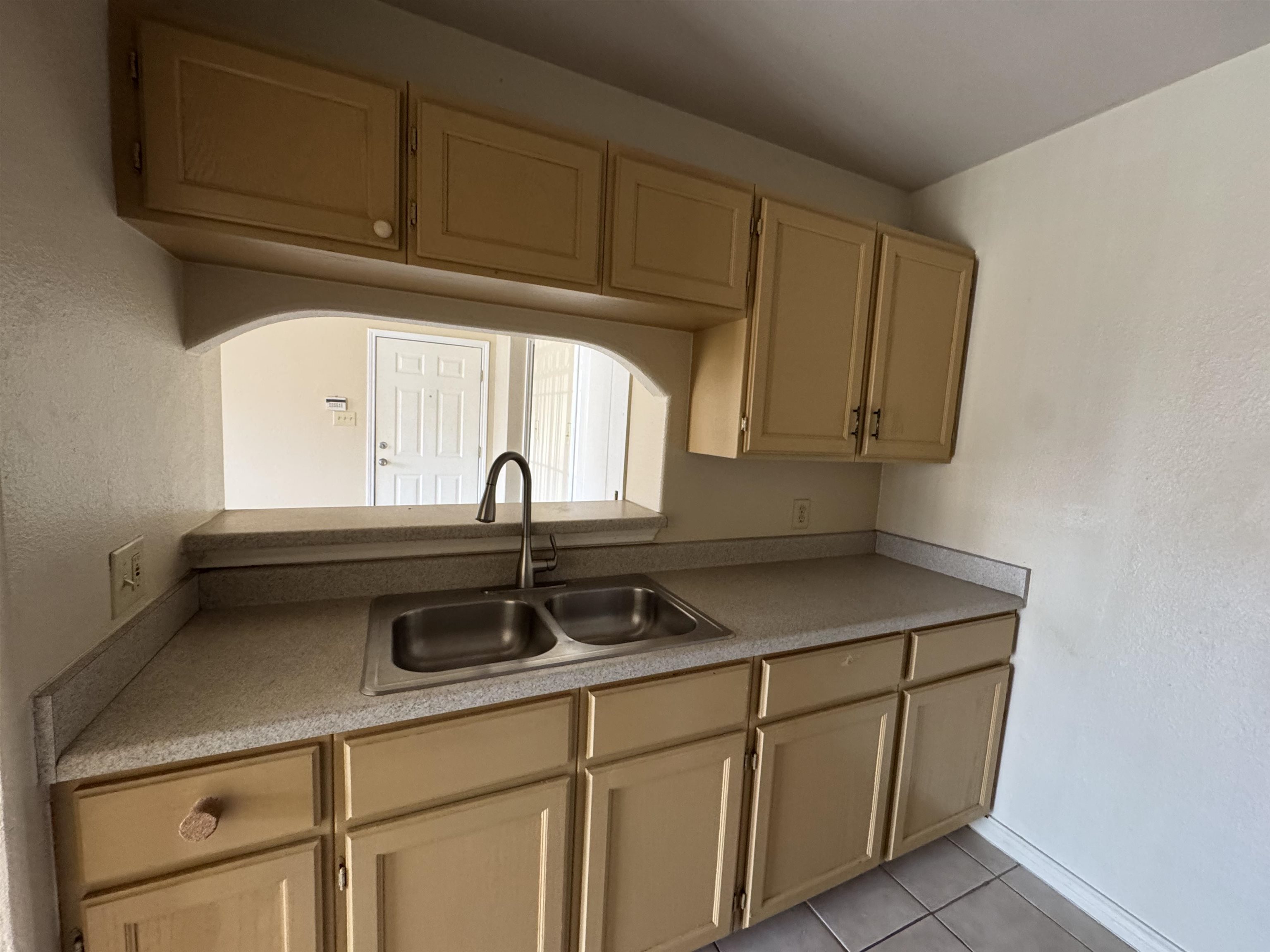 1752 Tiara Trl 802 Property Photo 10