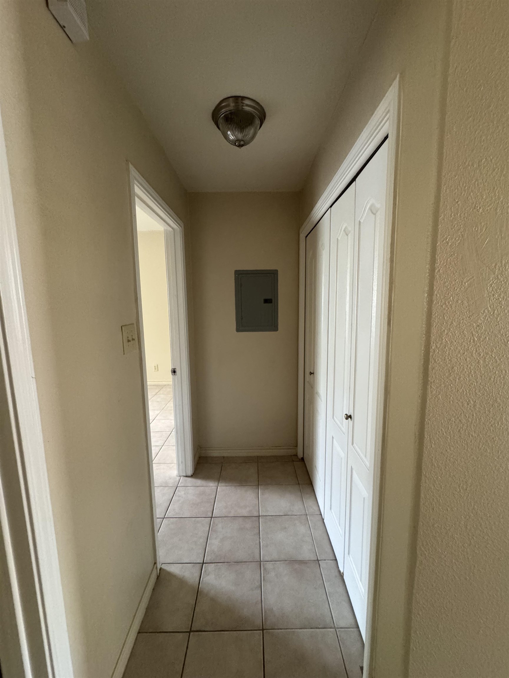 1752 Tiara Trl 802 Property Photo 13