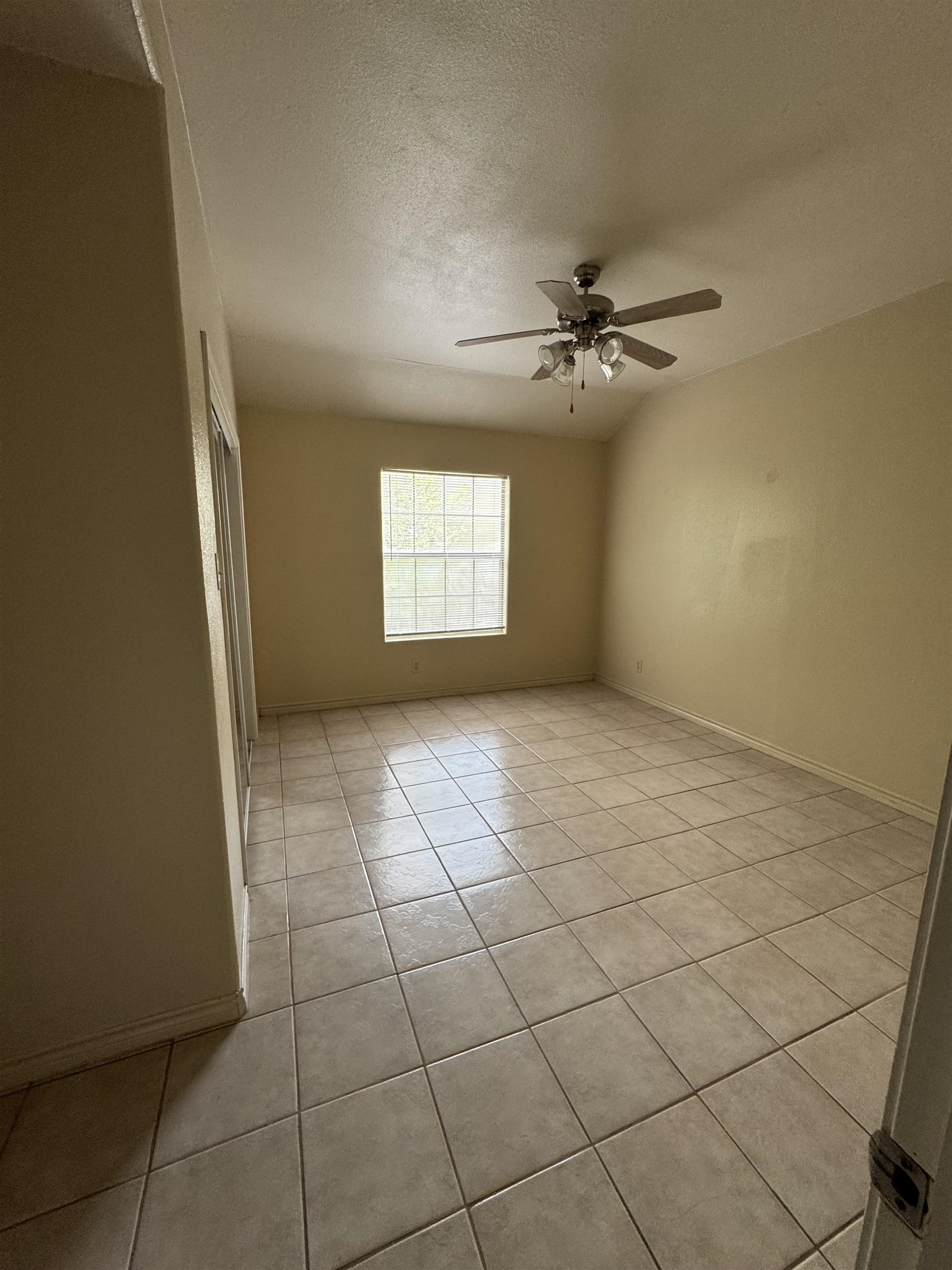 1752 Tiara Trl 802 Property Photo 16
