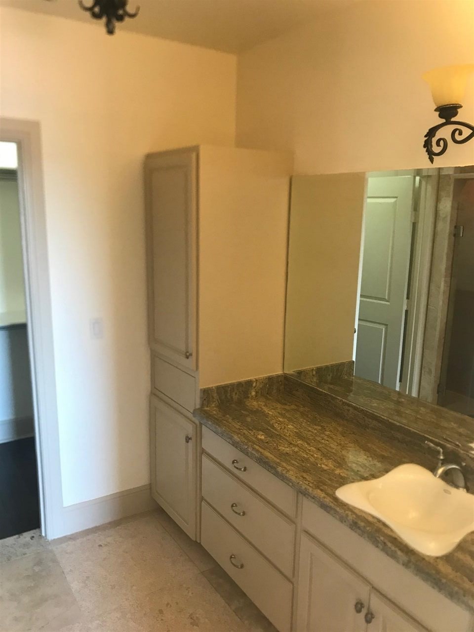 2110 Bermuda Dr 11 Property Photo 24