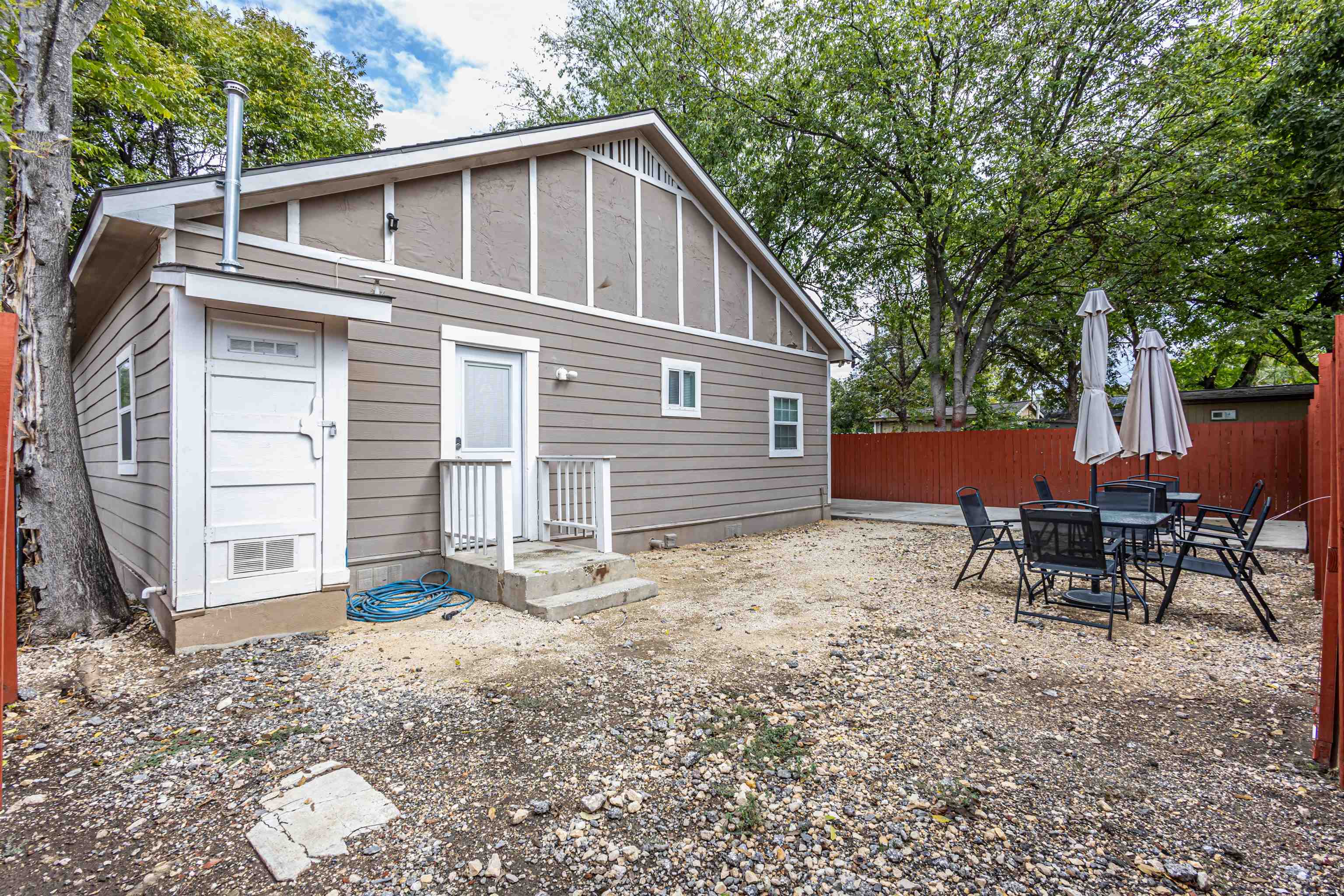 1202 N Center Property Photo 20