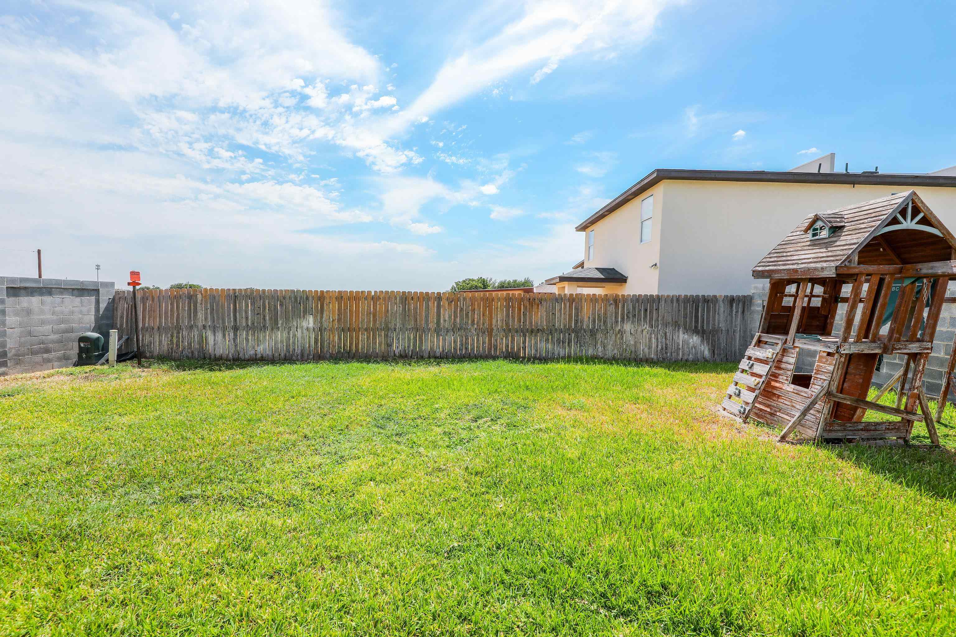 10510 Twilight Dr Property Photo 6