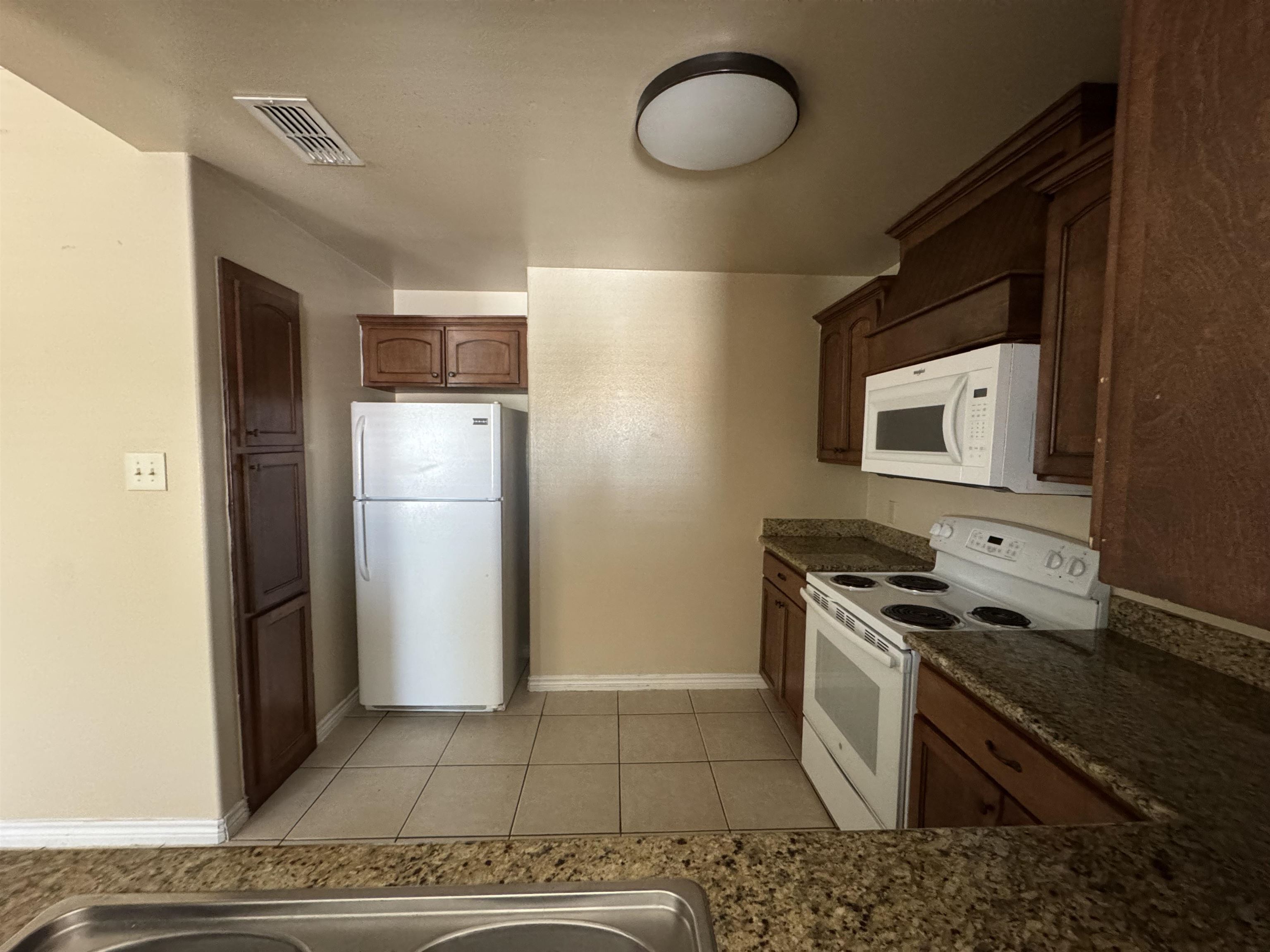 9809 Sterling St. 14 Property Photo 10