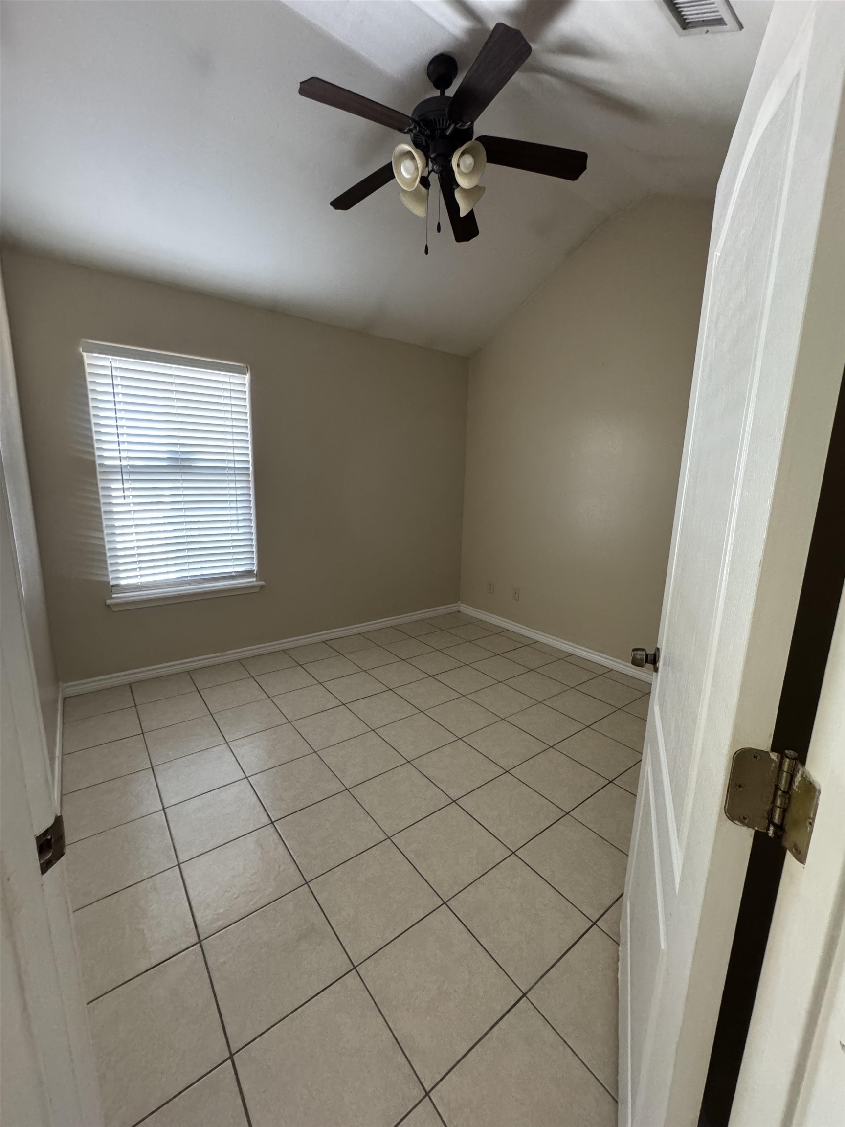 9809 Sterling St. 14 Property Photo 14
