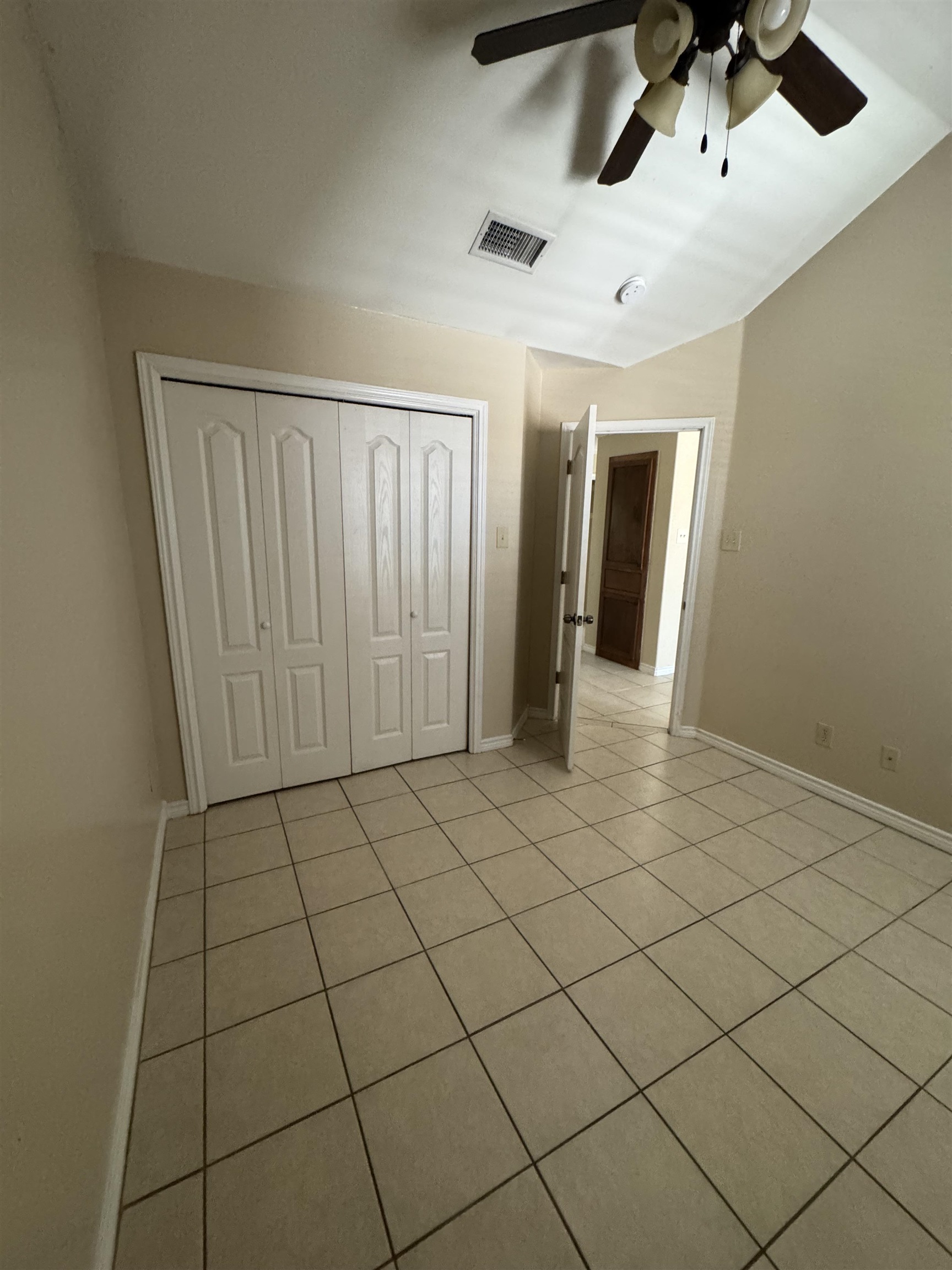 9809 Sterling St. 14 Property Photo 17