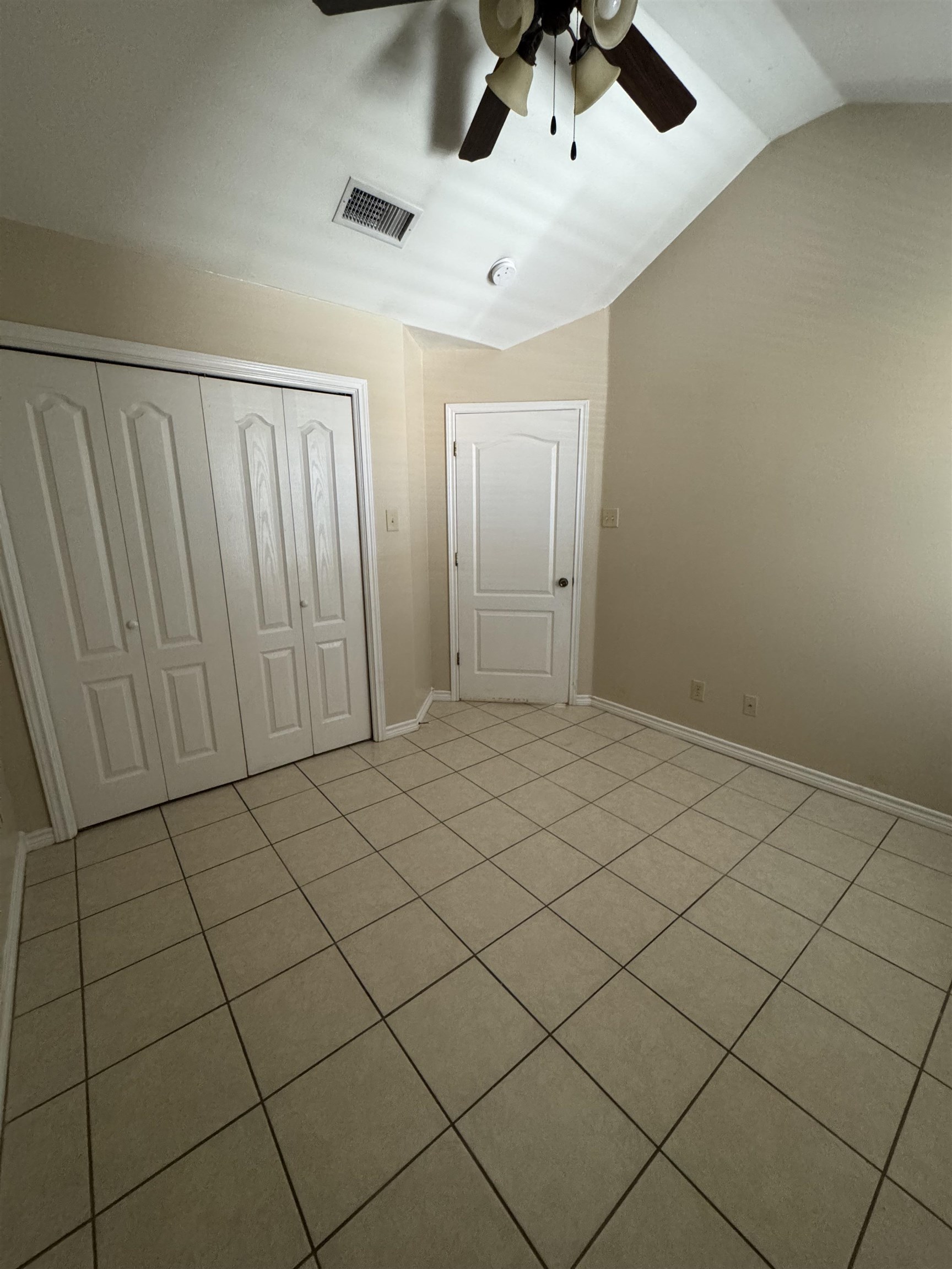9809 Sterling St. 14 Property Photo 20