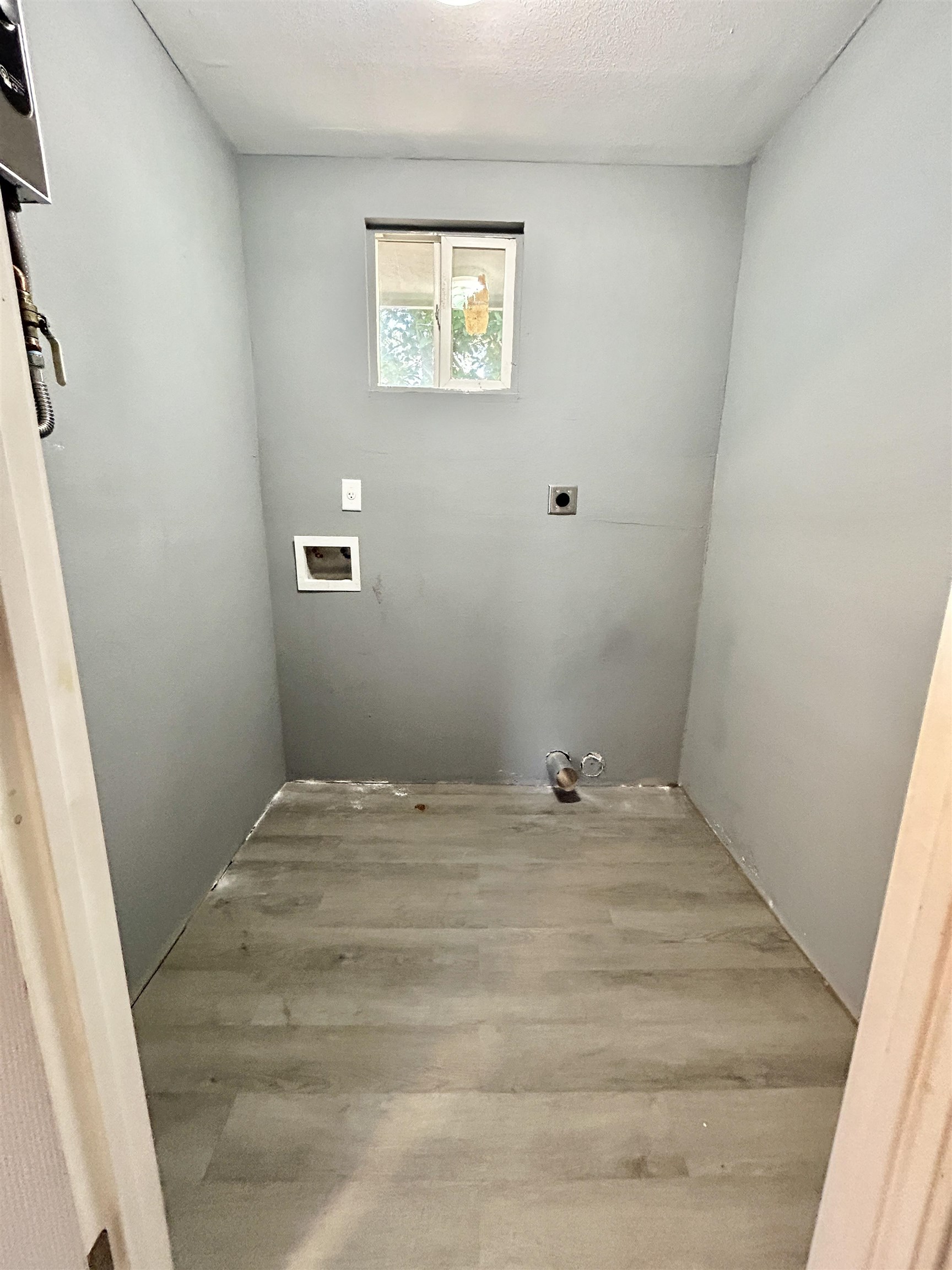 2314 Pine St Property Photo 7