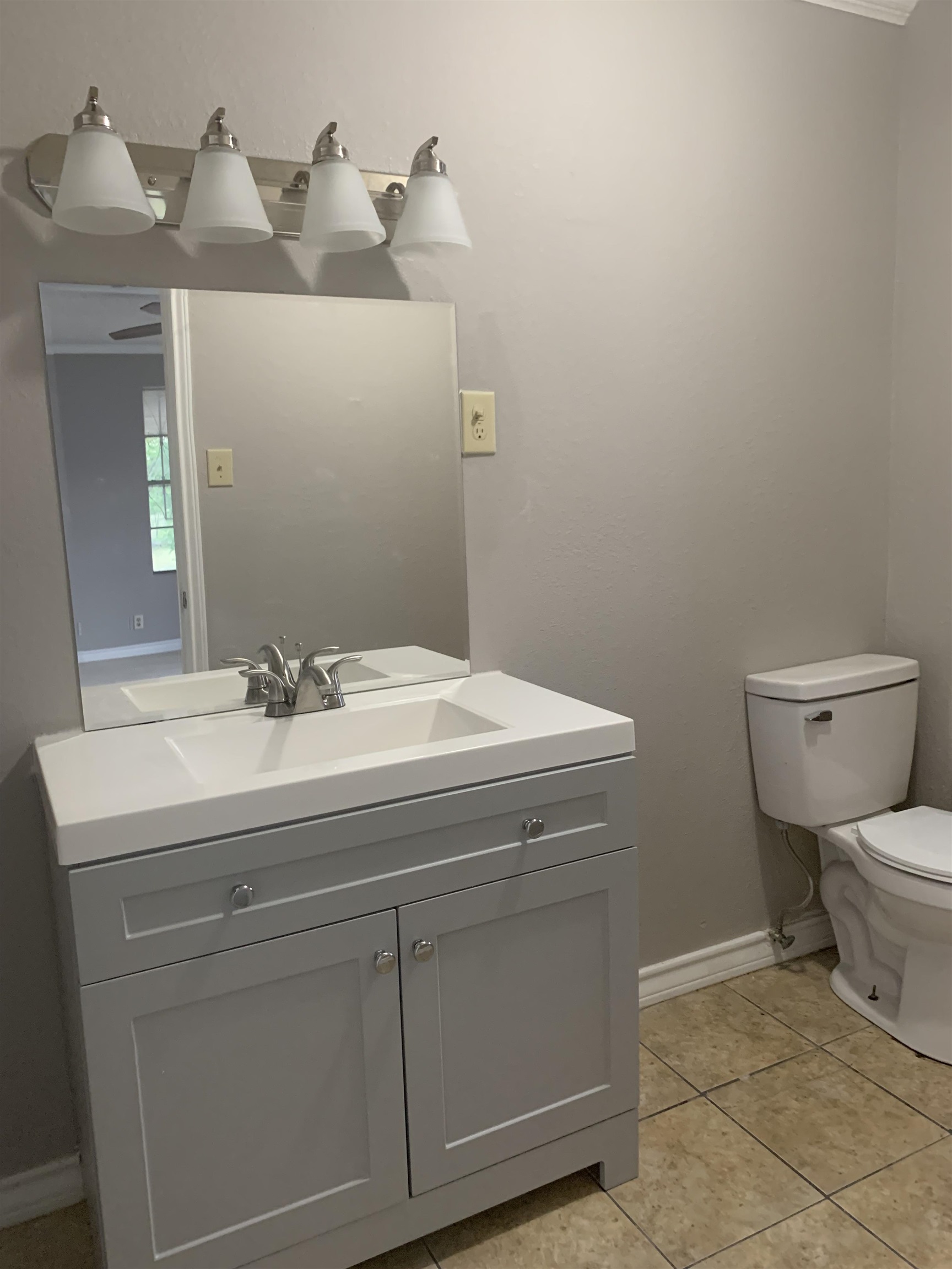 3413 Pine St Property Photo 10