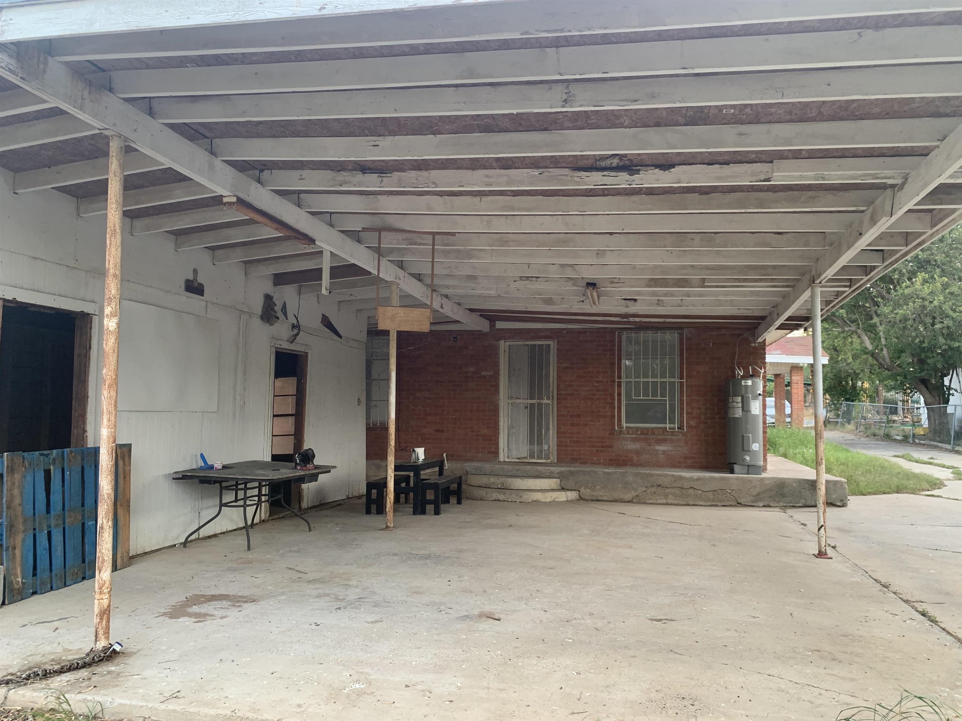 3413 Pine St Property Photo 13