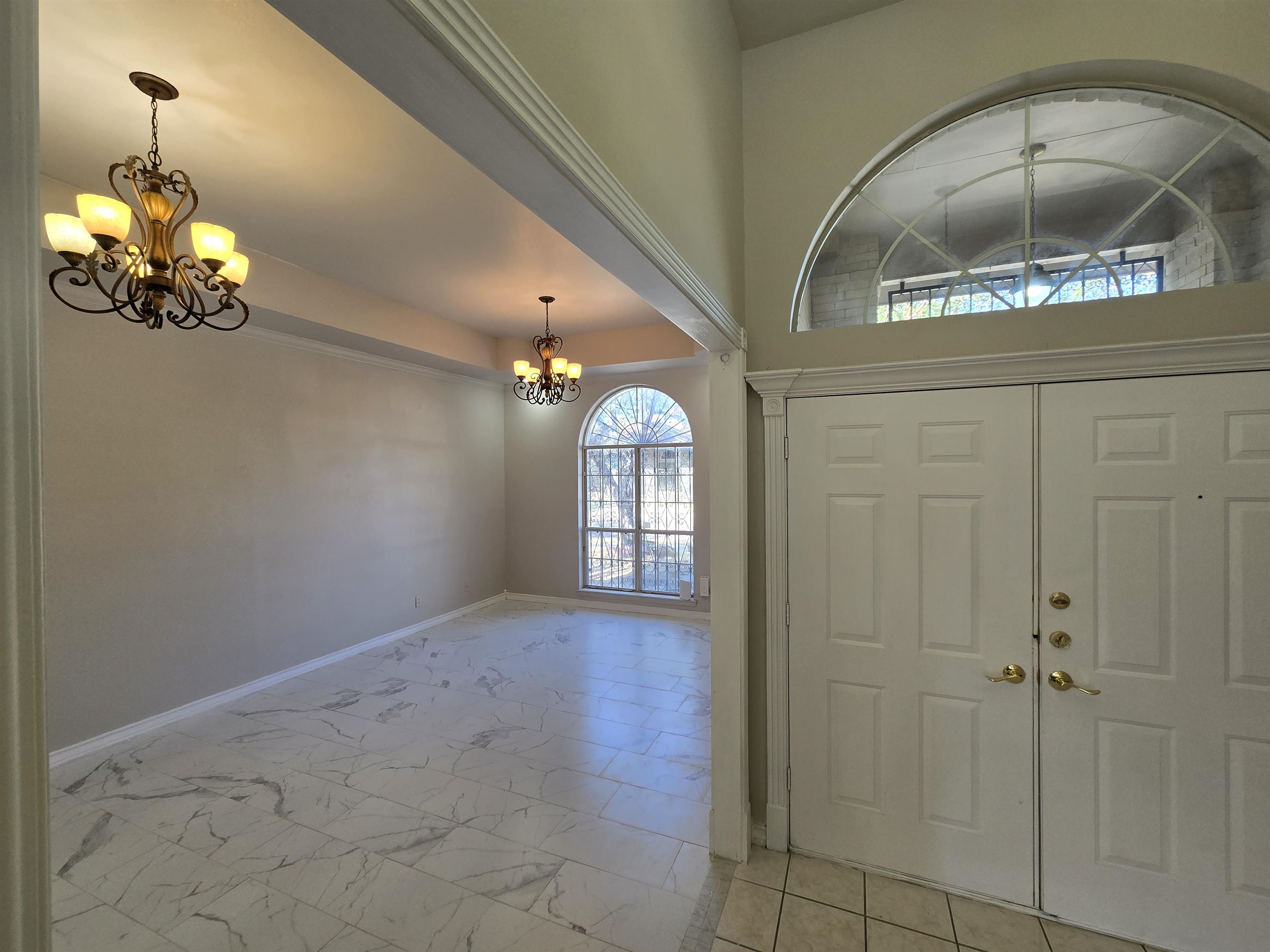 8802 Crossview Lp Property Photo 4