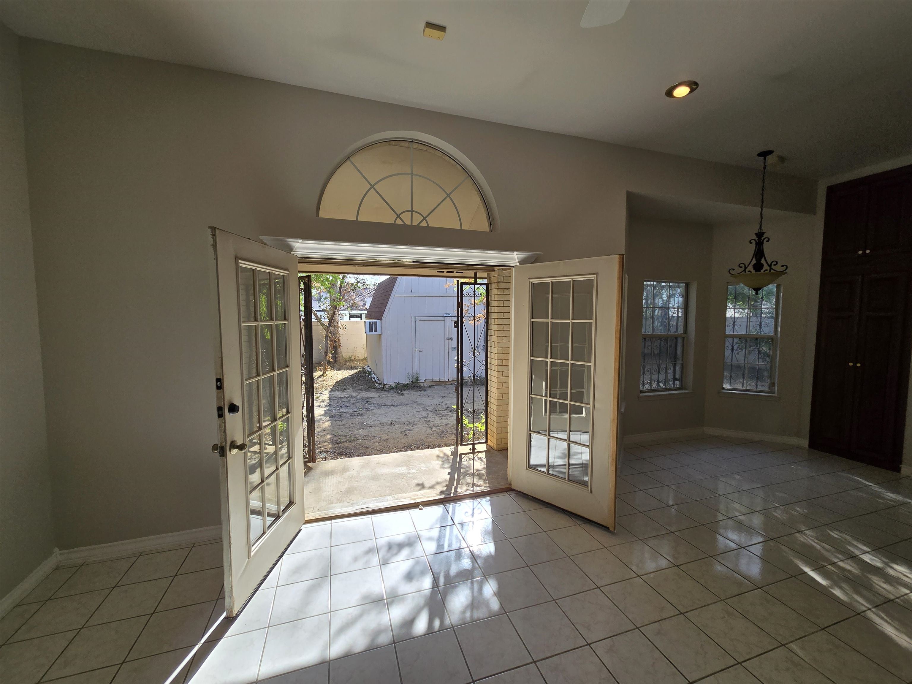 8802 Crossview Lp Property Photo 22