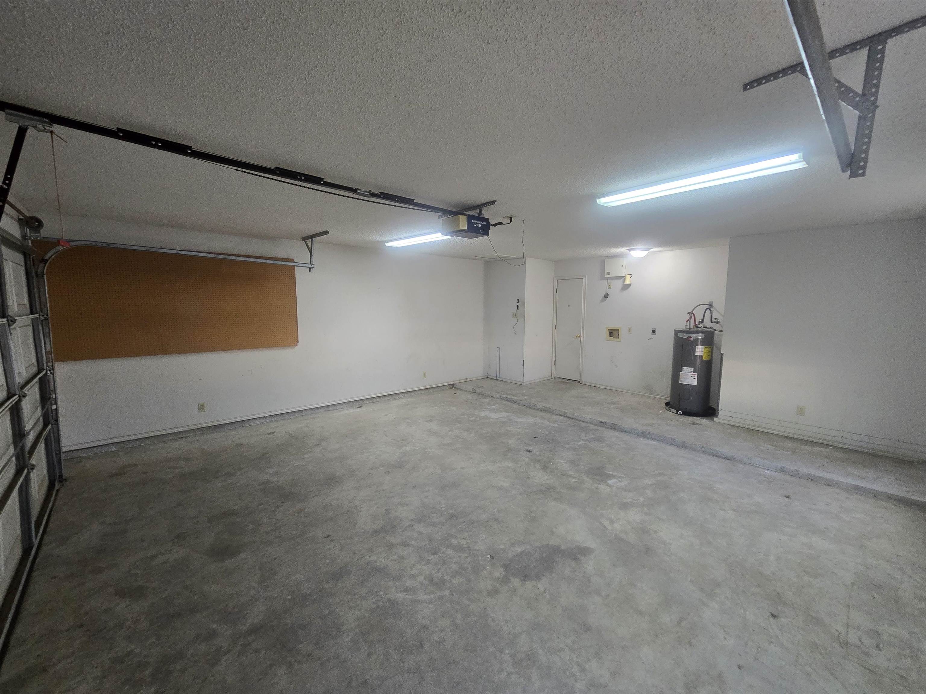 8802 Crossview Lp Property Photo 26