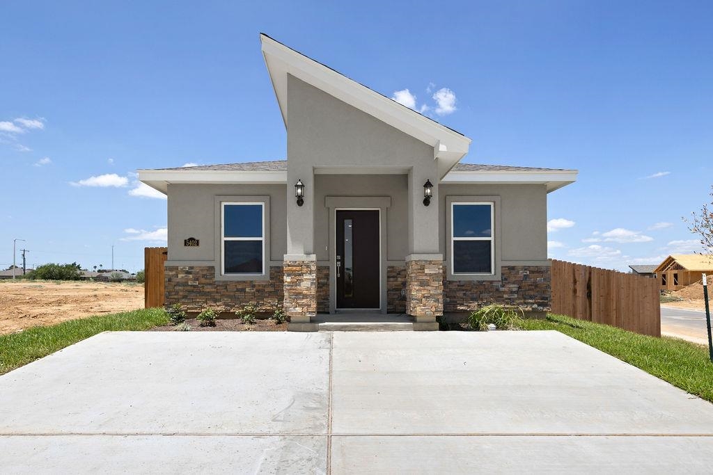 5305 Moses Lp. Property Photo 1