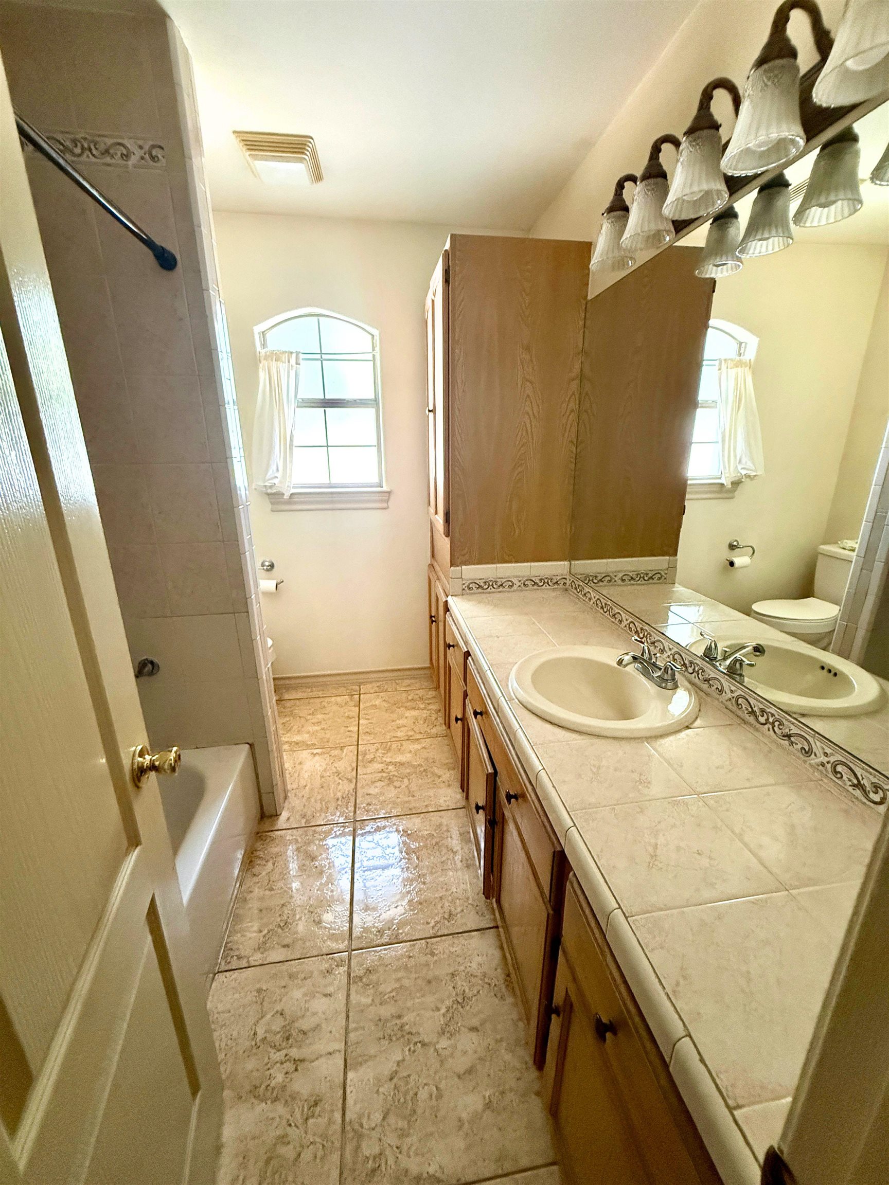 1822 Lemonwood Dr Property Photo 12