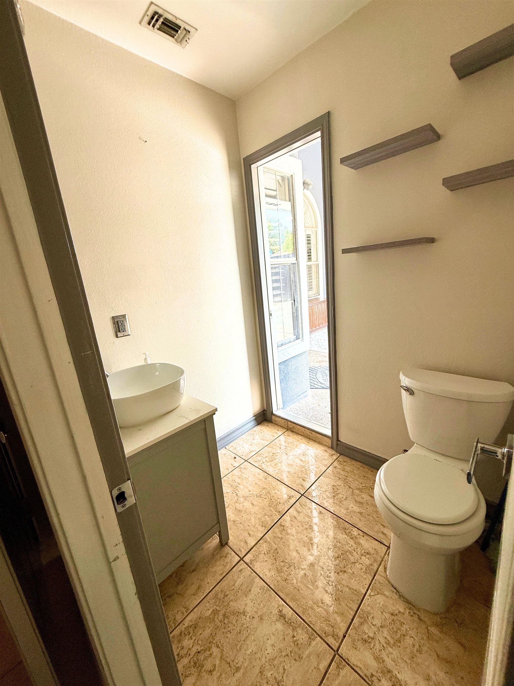 1822 Lemonwood Dr Property Photo 15