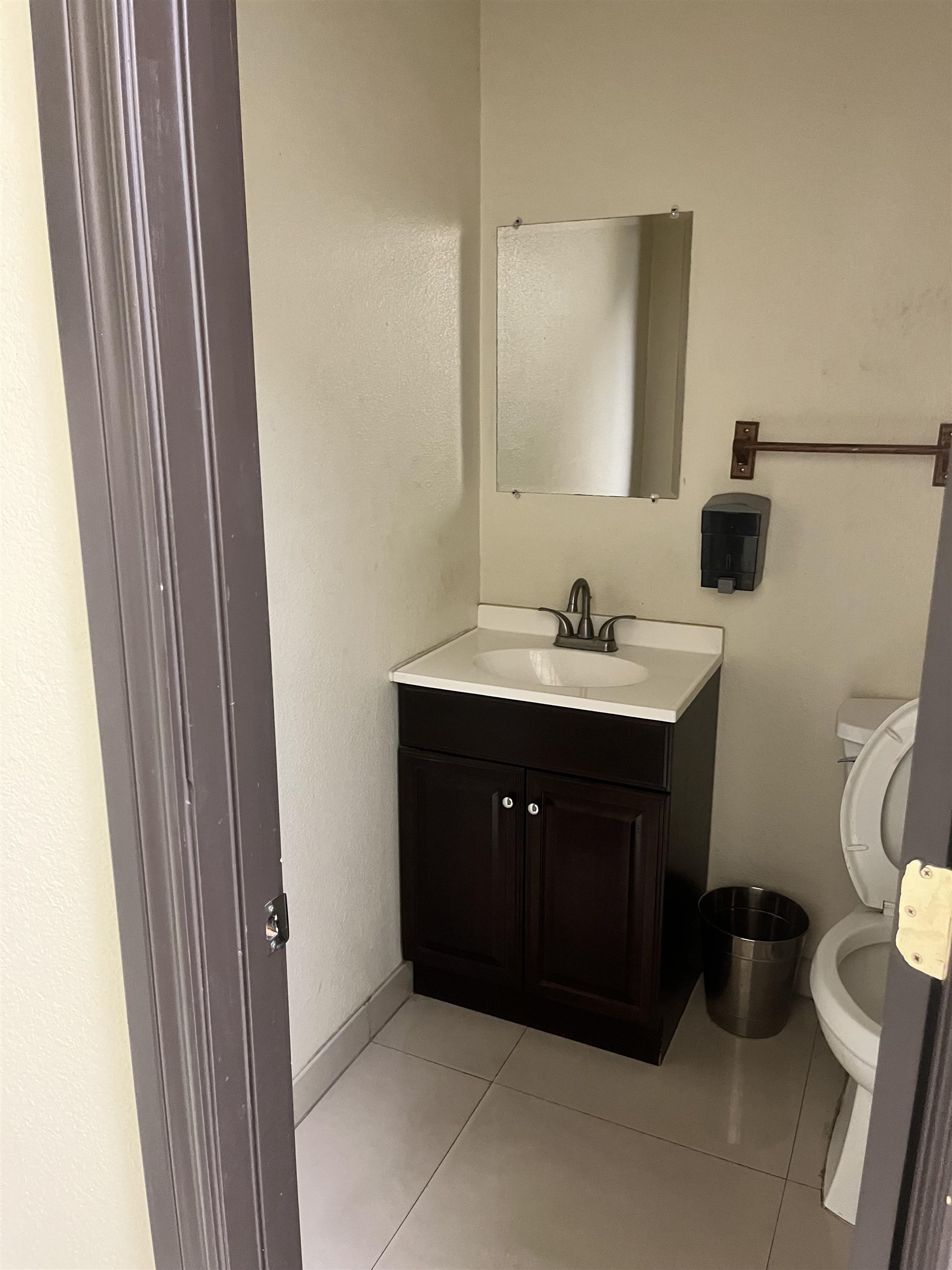 5305 Santa Maria Ave Property Photo 12