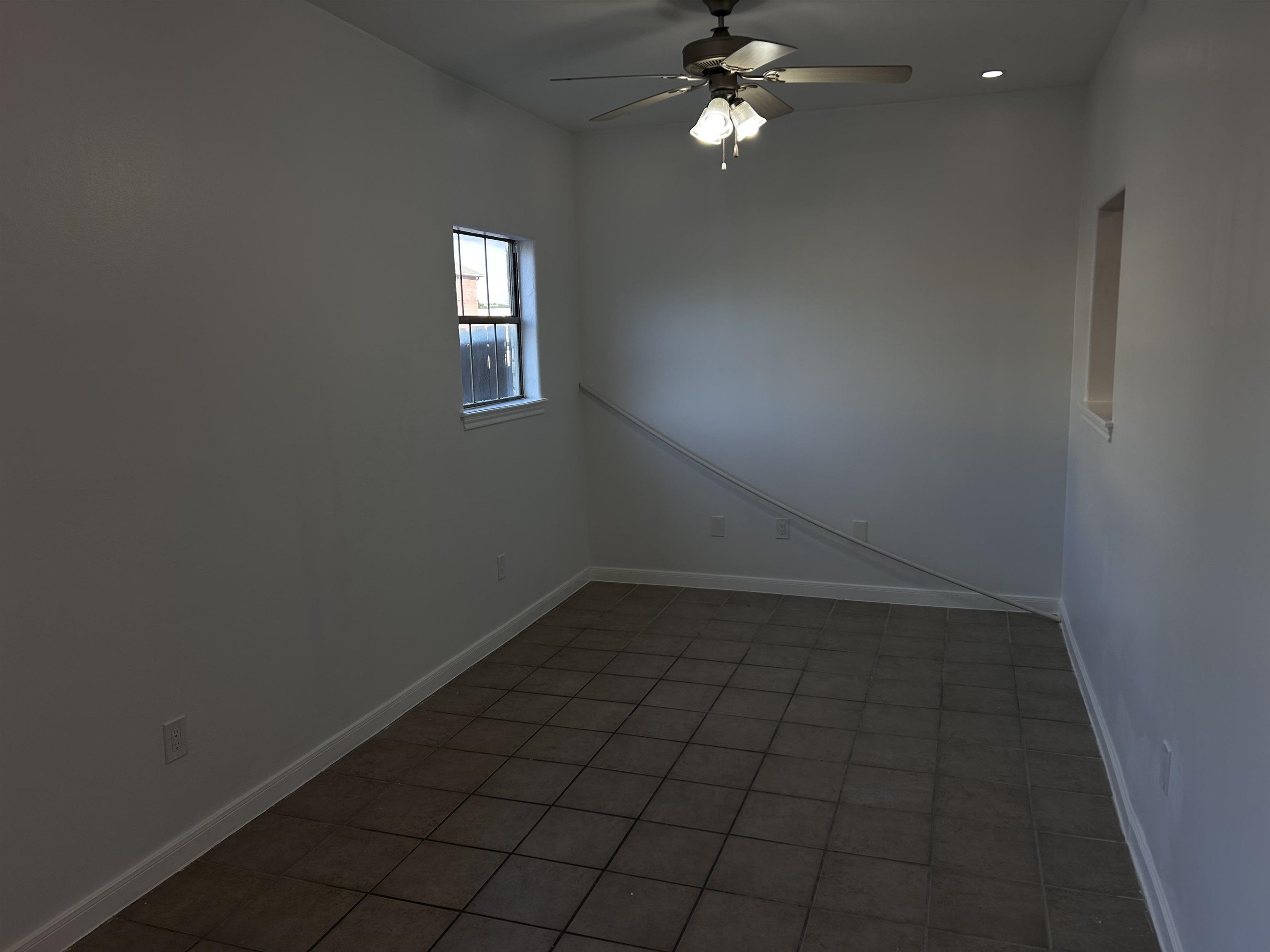 2445 Monarch Dr 303 Property Photo 3