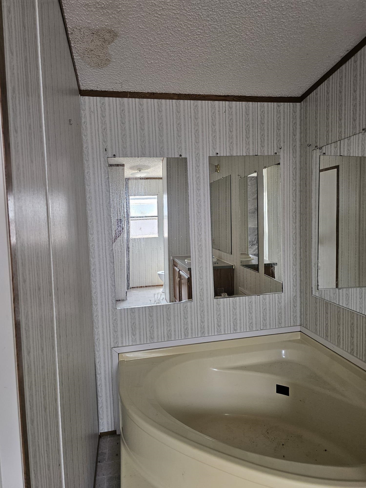 613 Valeria Lp Property Photo 17