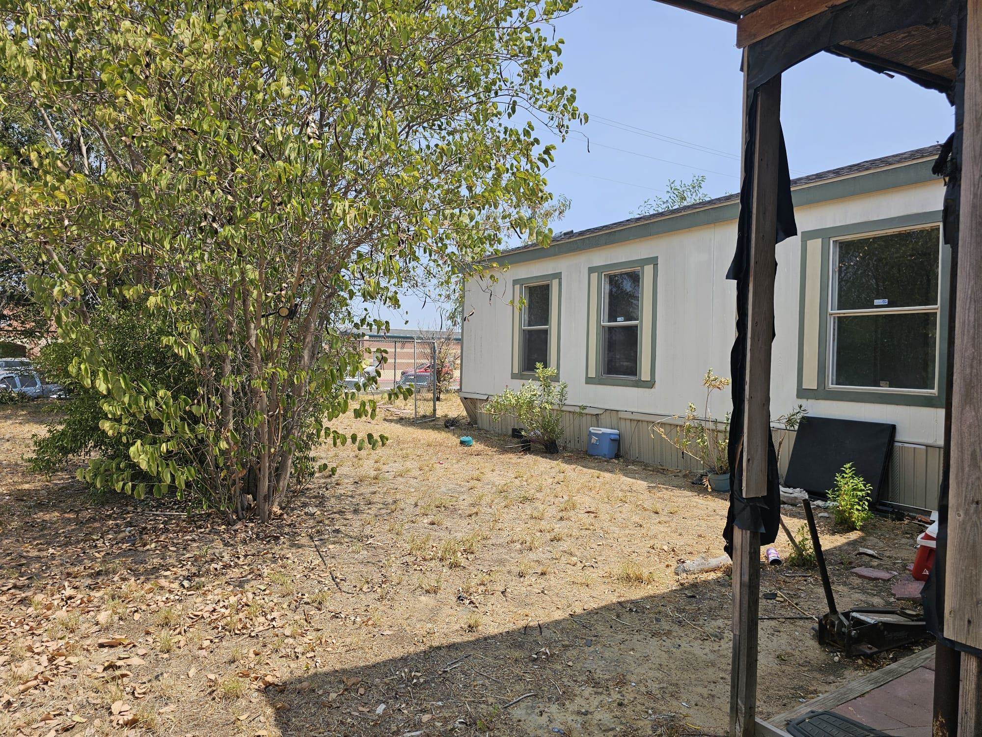 613 Valeria Lp Property Photo 18