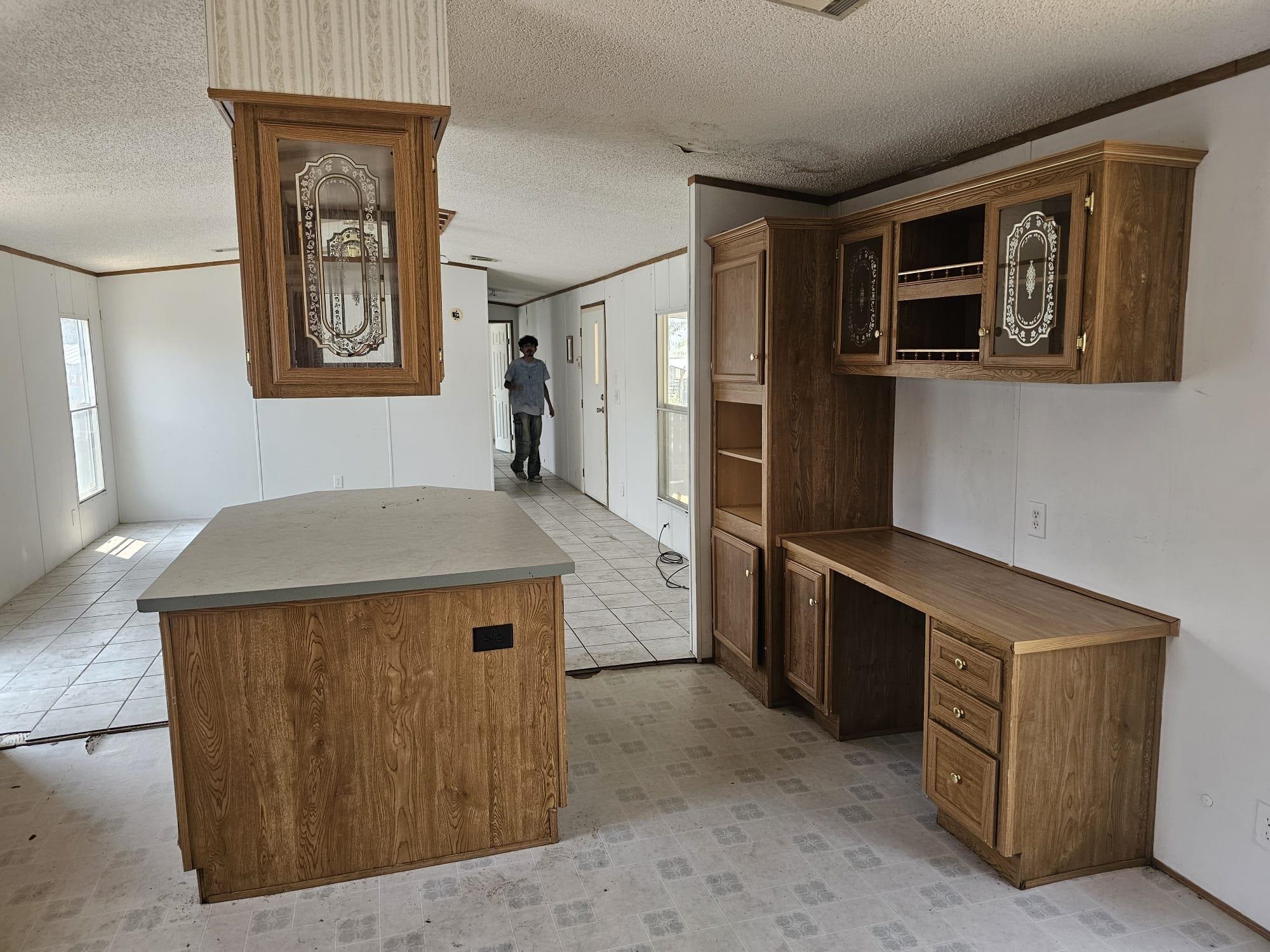613 Valeria Lp Property Photo 19