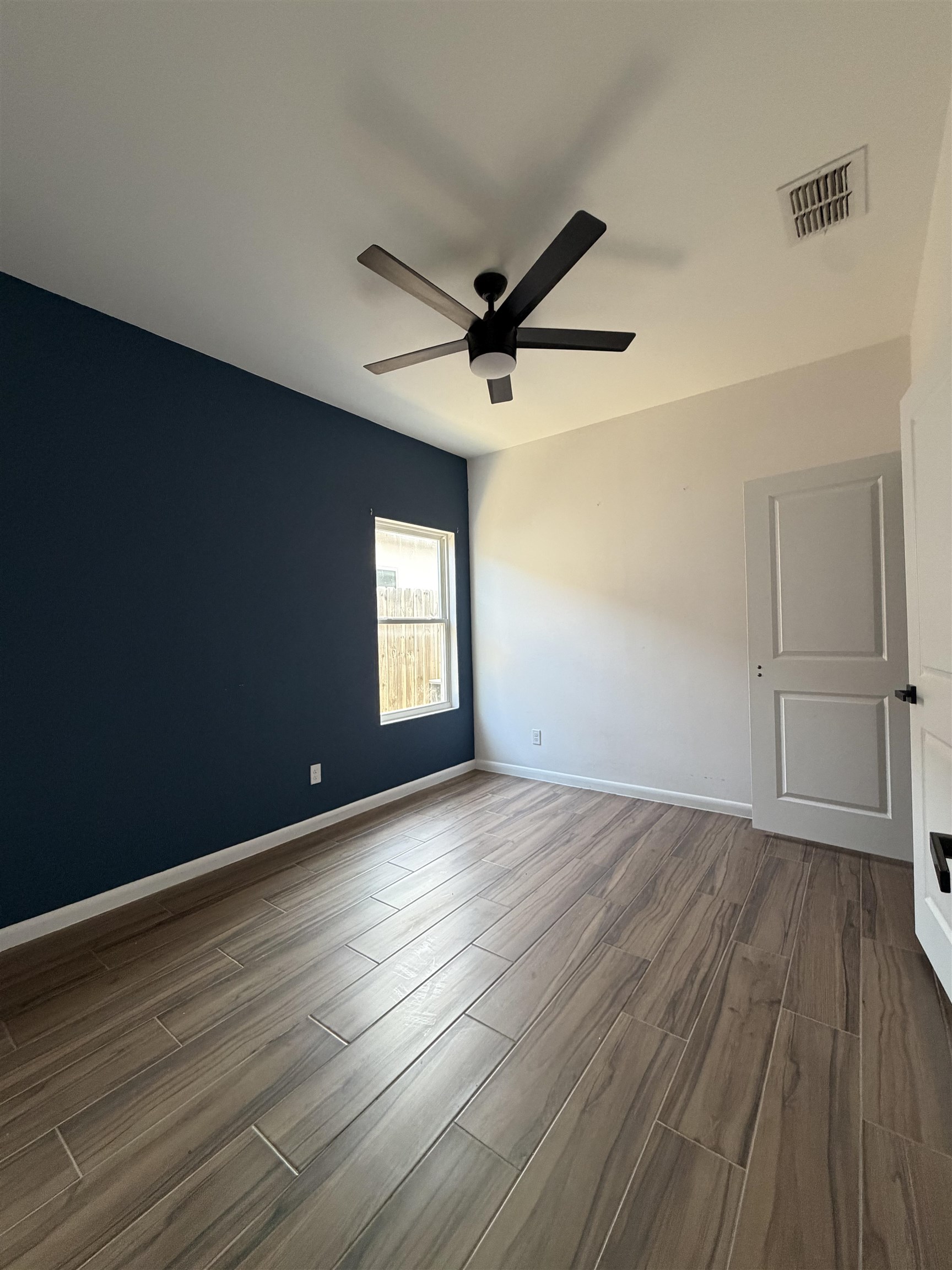 1432 Los Estribos Dr. Property Photo 18