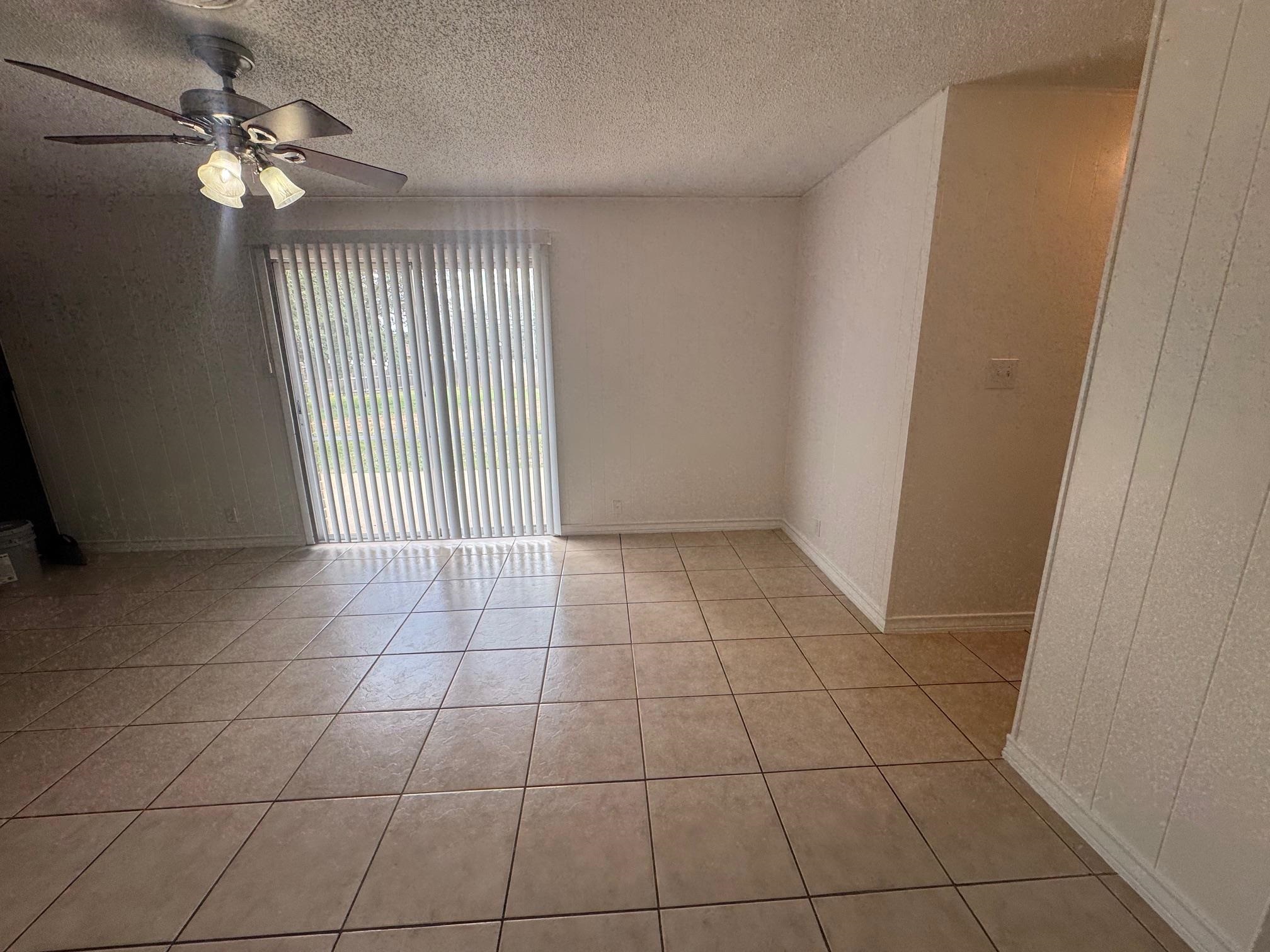 304 Richmond Ct Property Photo 5