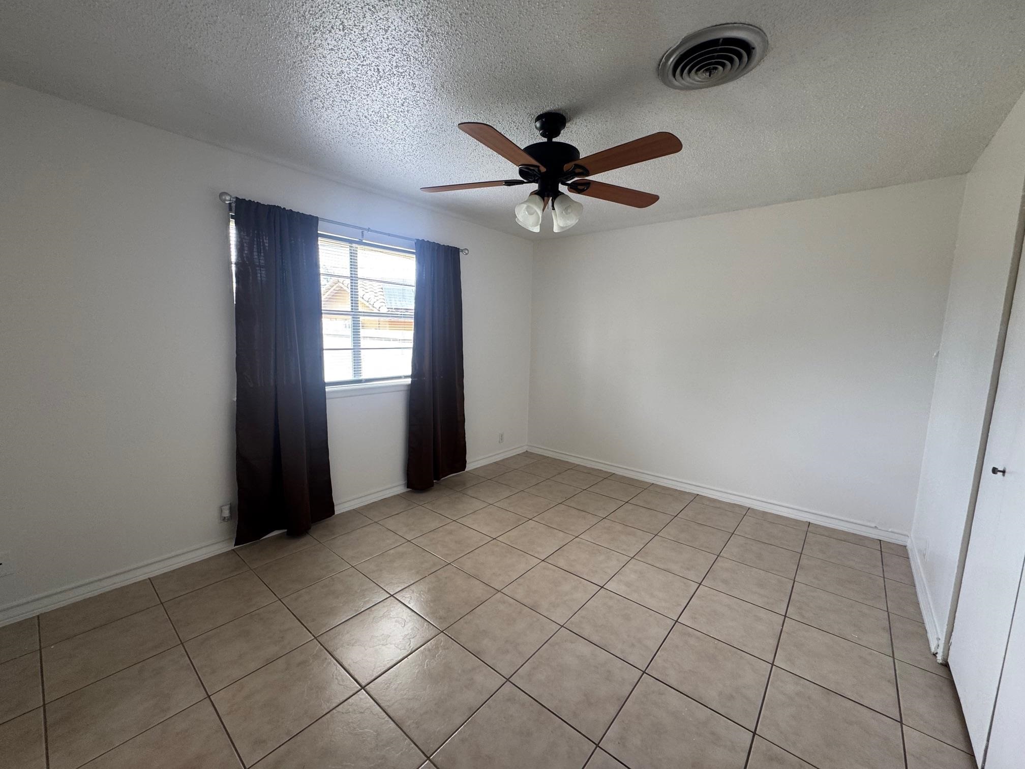 304 Richmond Ct Property Photo 19