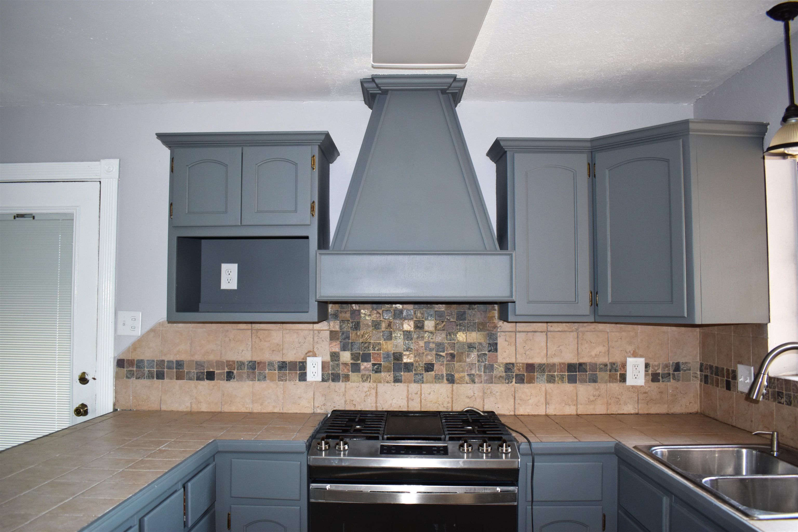 3313 Cortez Blvd Property Photo 2