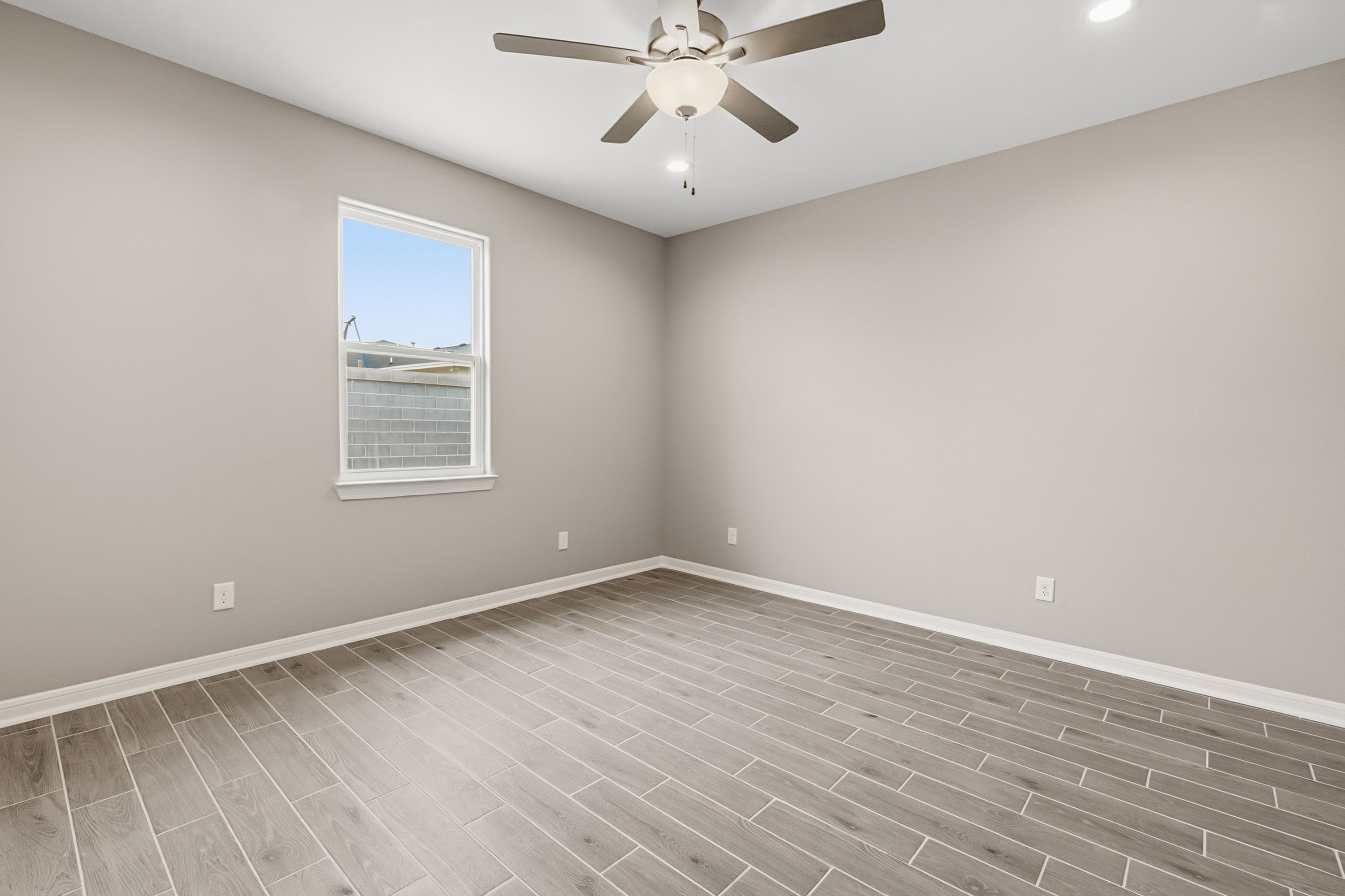 5402 Moses Lp. Property Photo 11