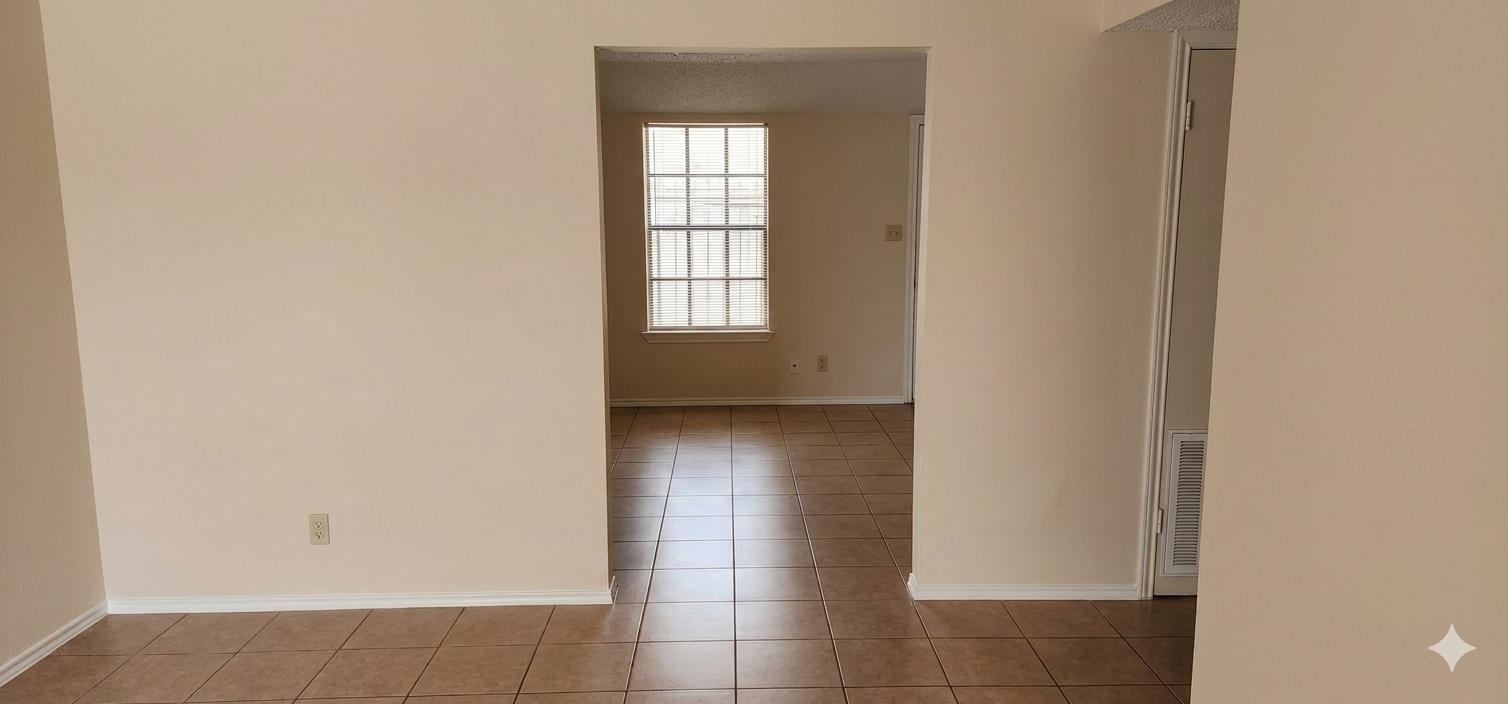 3202 Chacota St 1 Property Photo 5