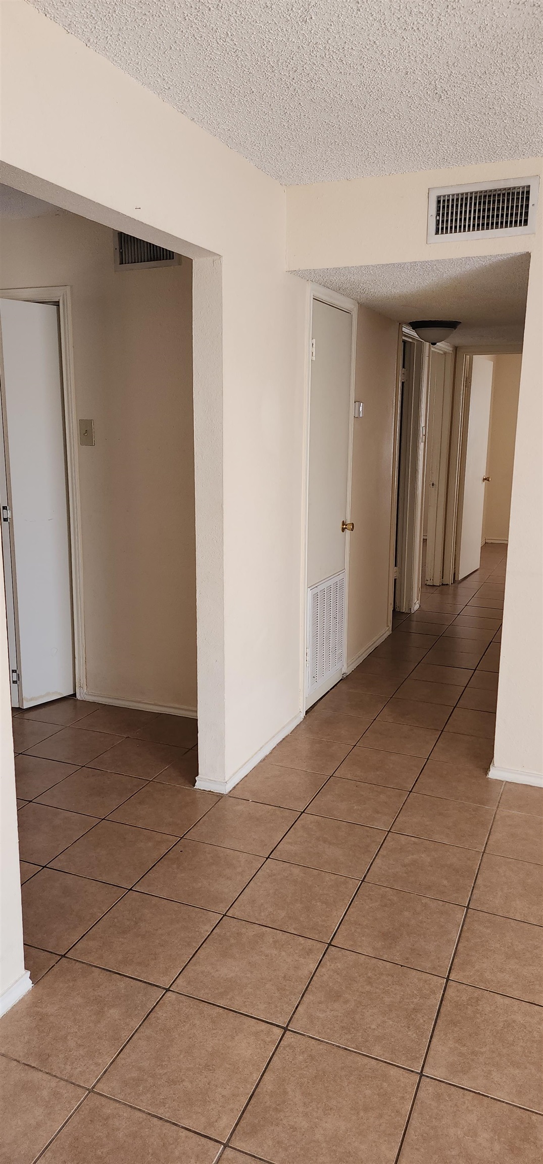 3202 Chacota St 1 Property Photo 6