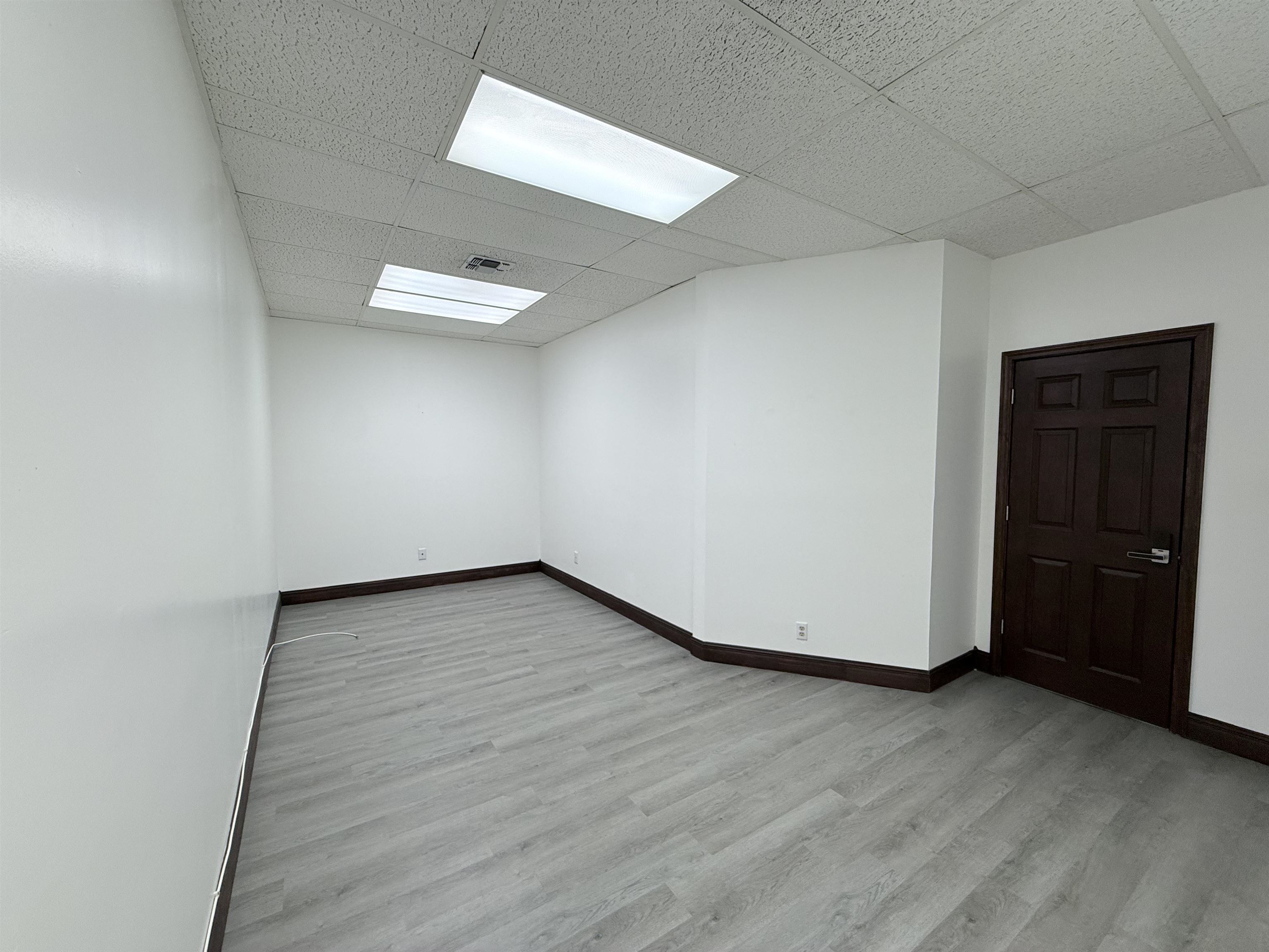 5601 San Dario Ave Property Photo 7