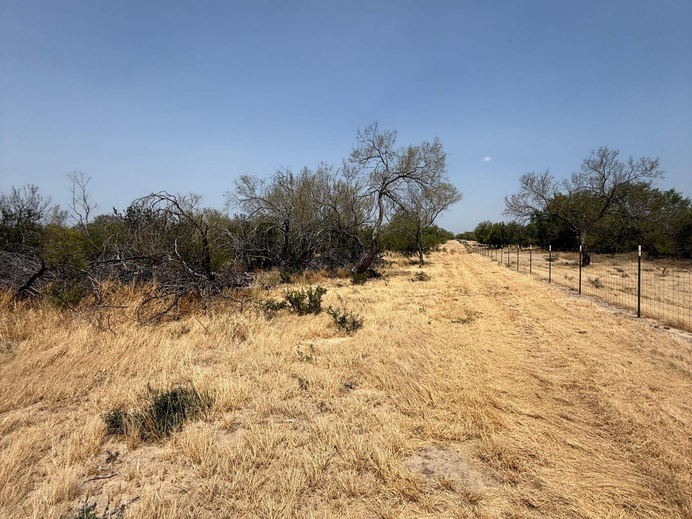 992 Jordan Rd. Property Photo 2