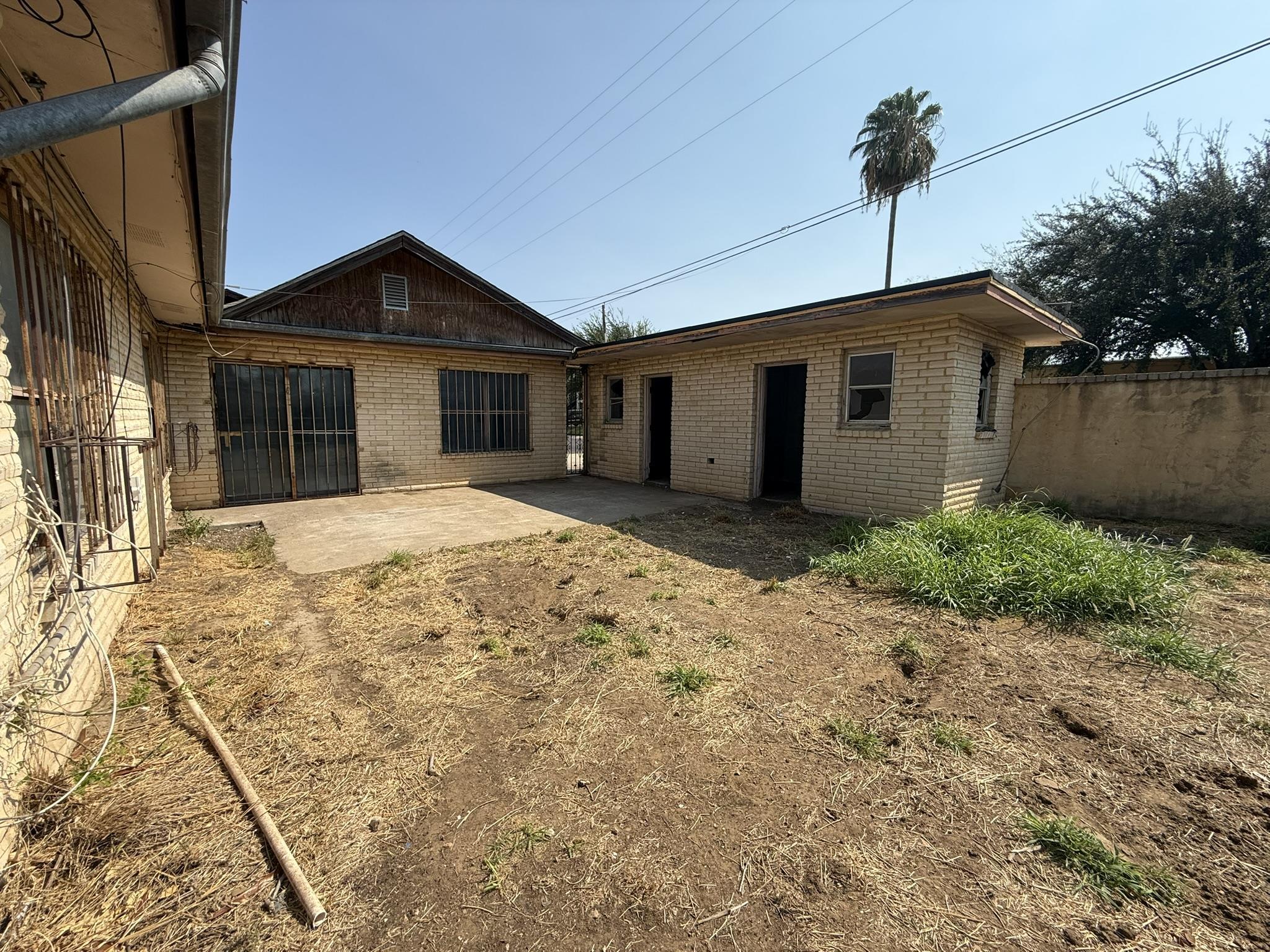 2121 San Jose St Property Photo 20