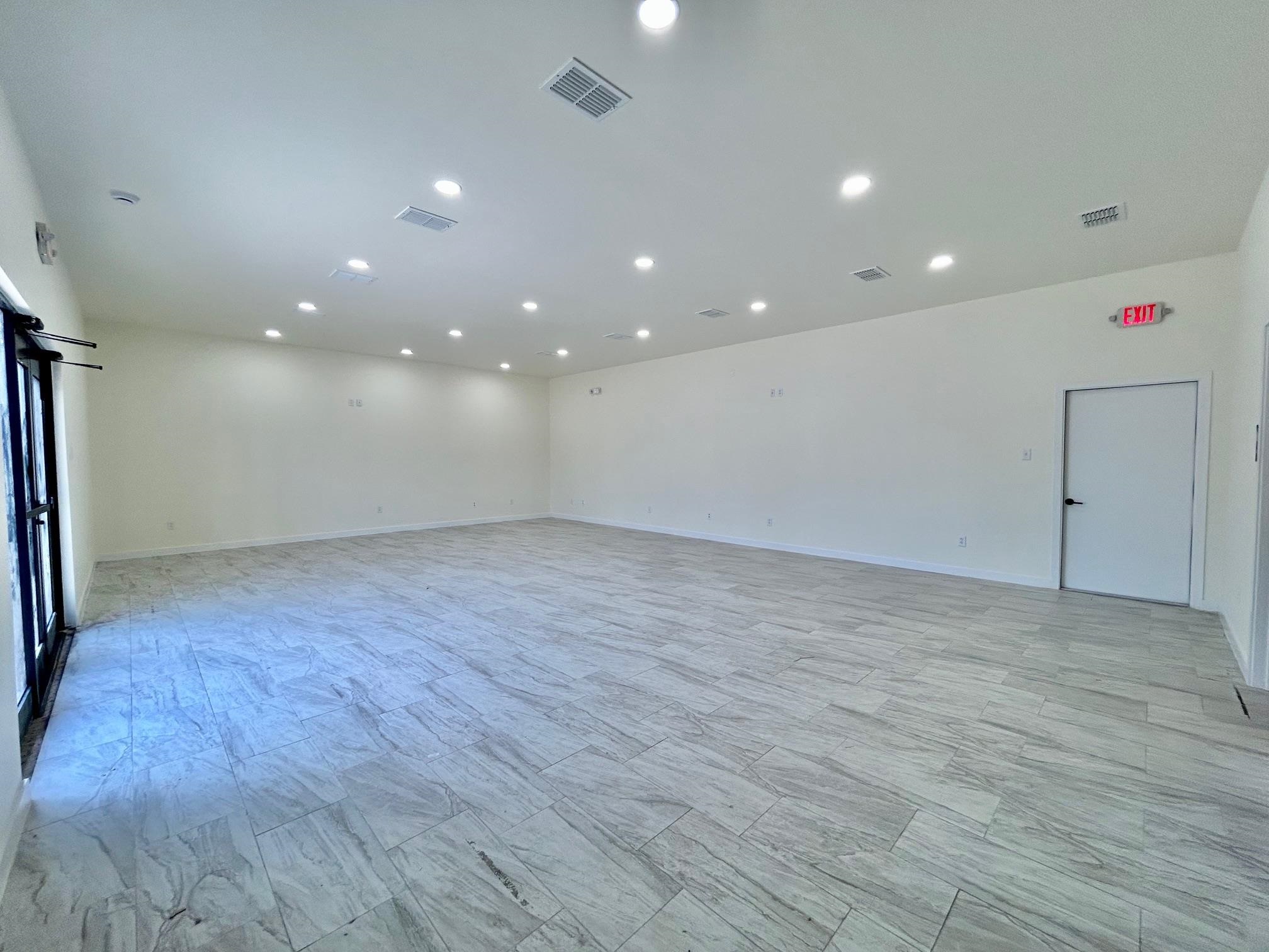 1113 San Bernardo Ave Property Photo 6