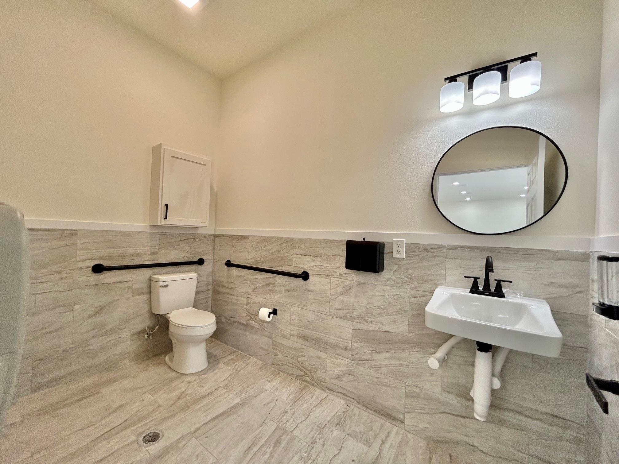1113 San Bernardo Ave Property Photo 11