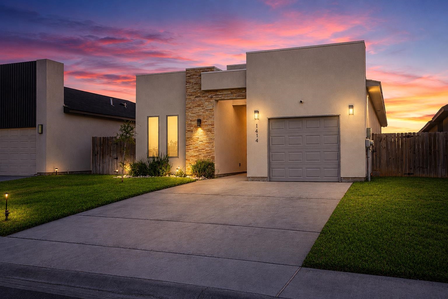 1414 El Caporal Dr. Property Photo 4