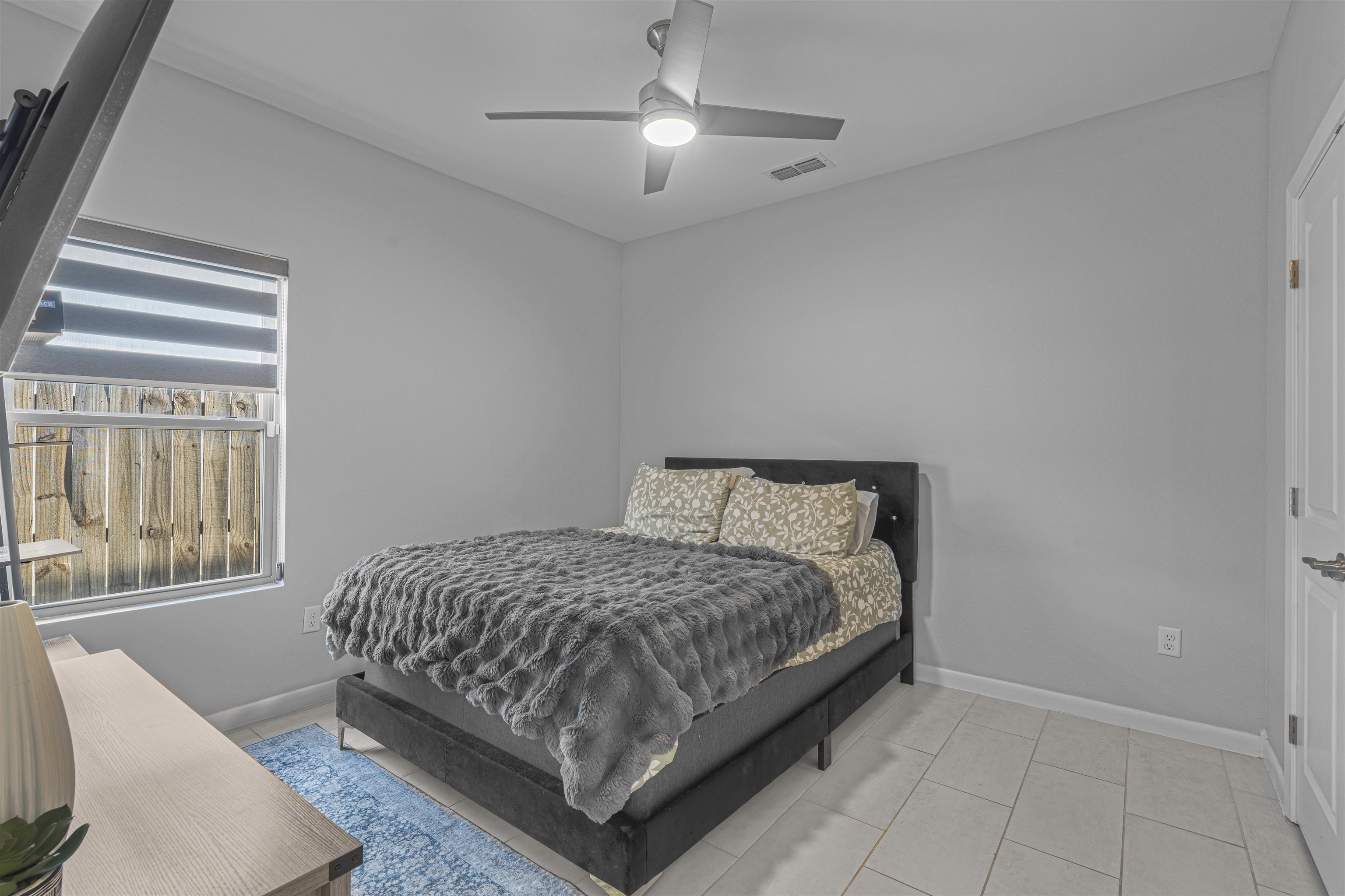 1414 El Caporal Dr. Property Photo 18