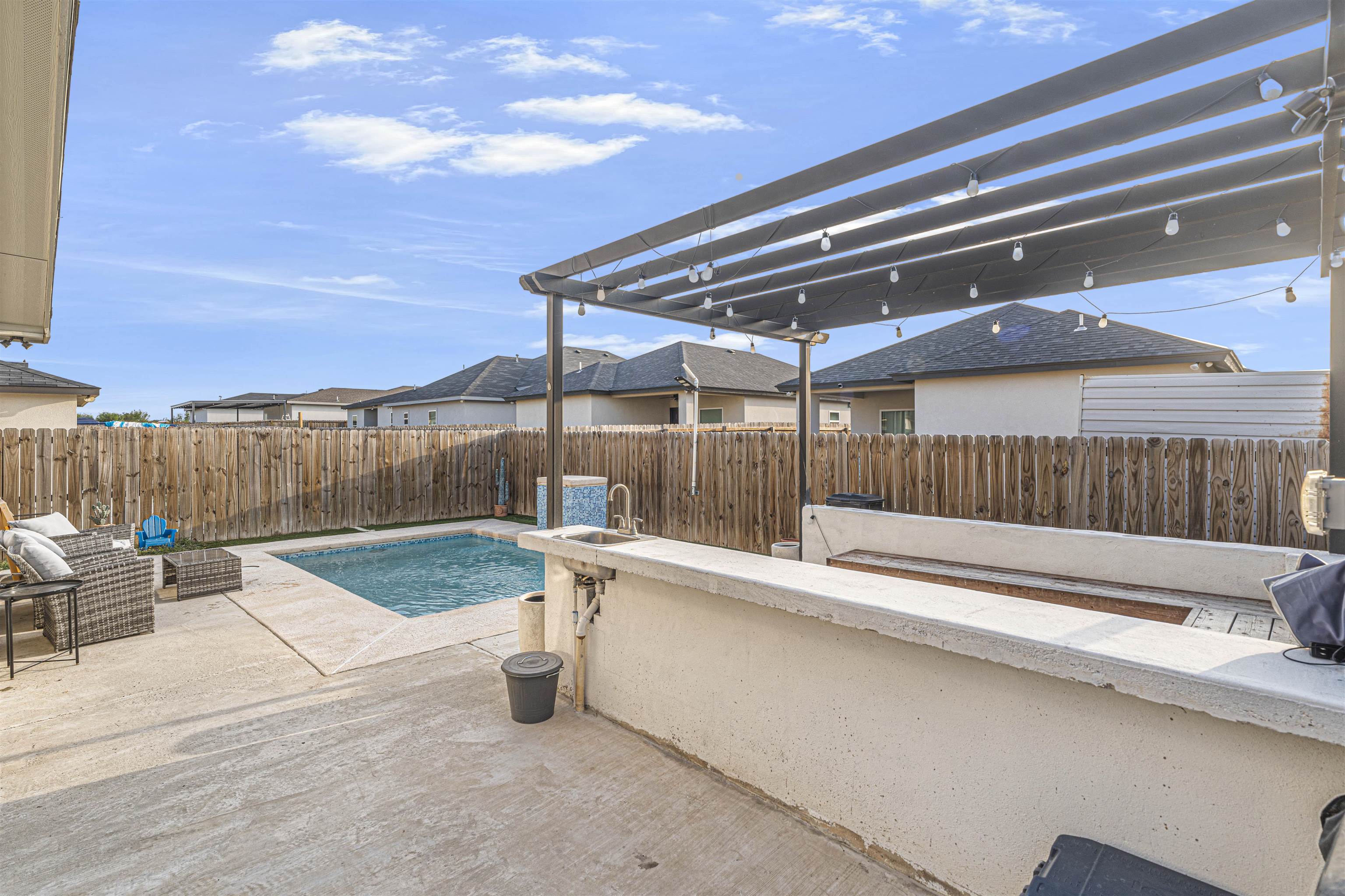 1414 El Caporal Dr. Property Photo 23