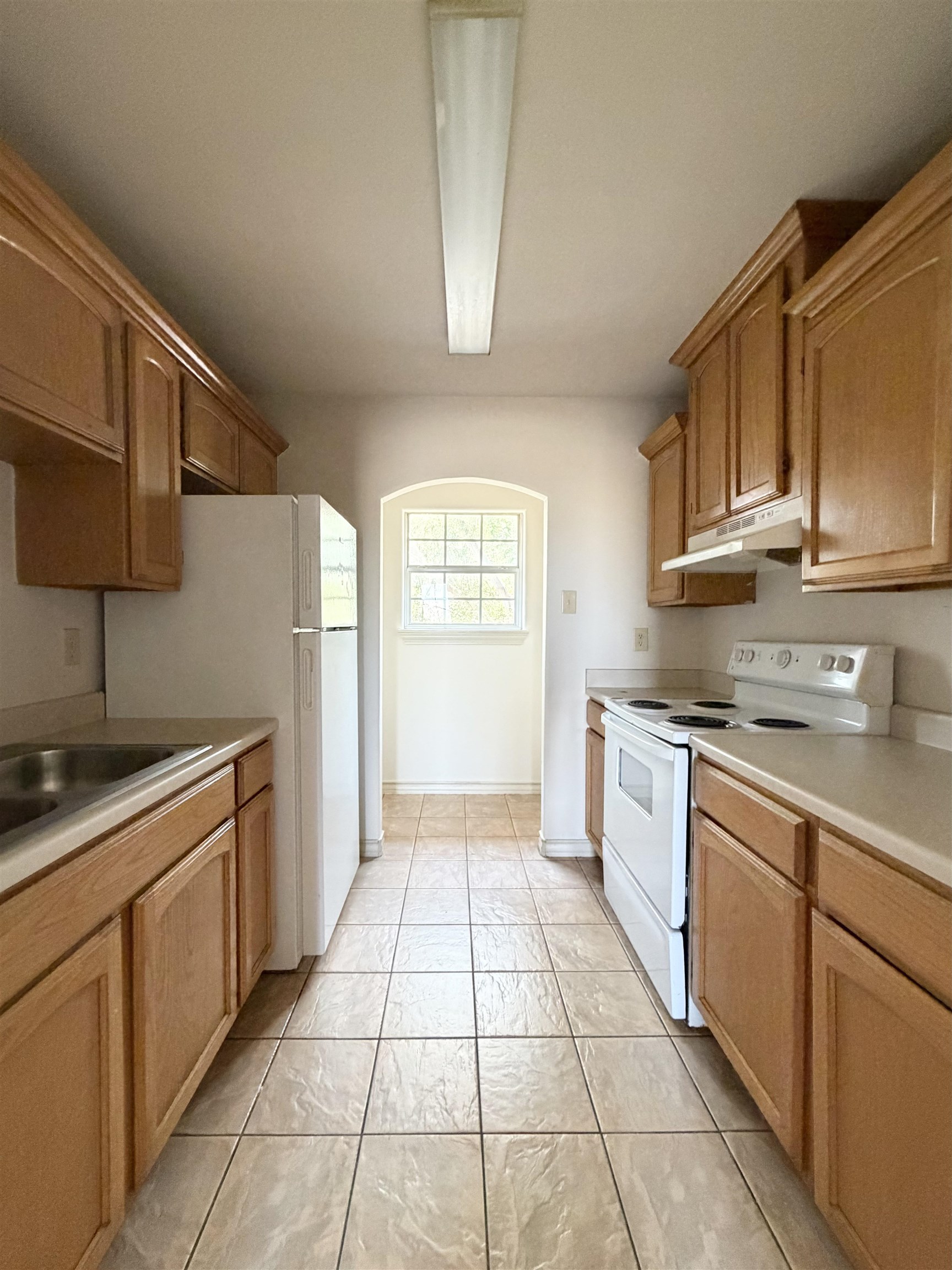 419 W Eistetter St 10 Property Photo 6