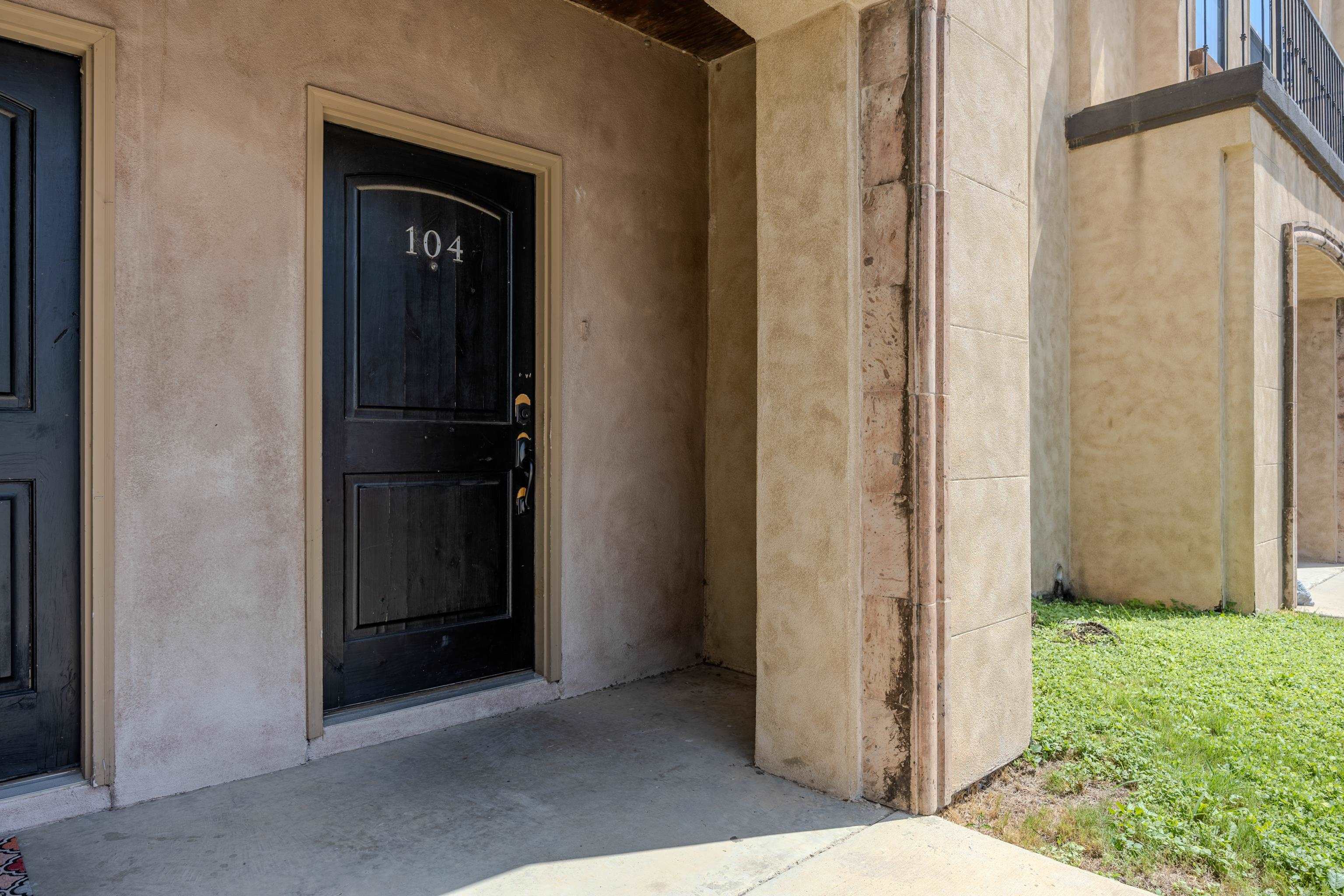 8216 Casa Verde Rd A104 Property Photo 4