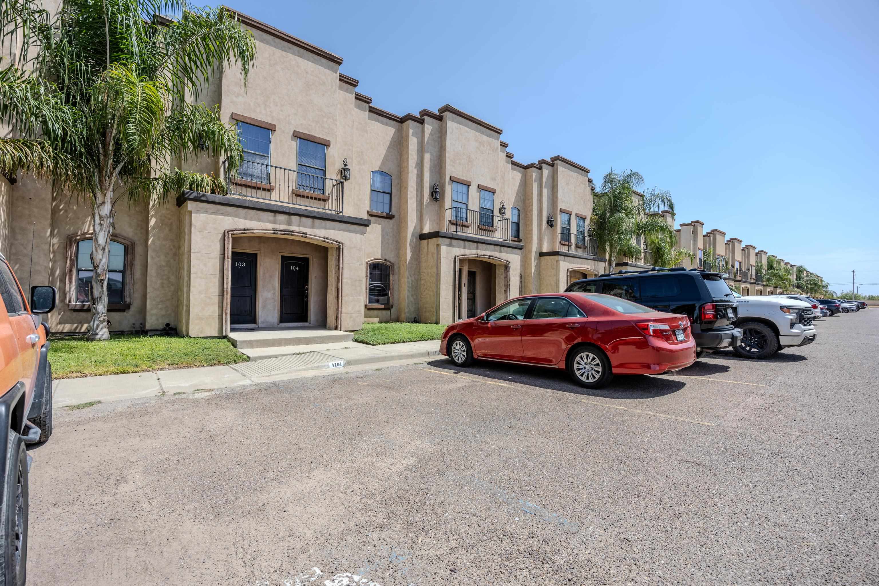 8216 Casa Verde Rd A104 Property Photo 6